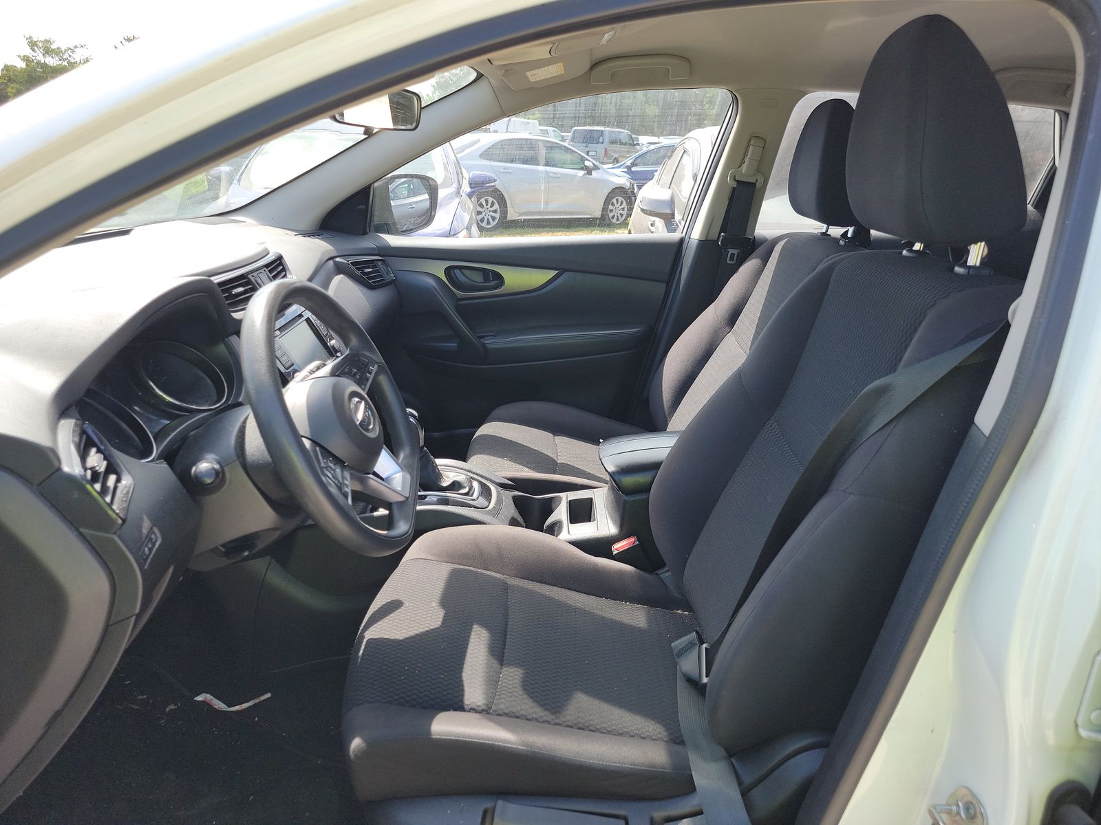 2020 Nissan Rogue Sport S FWD