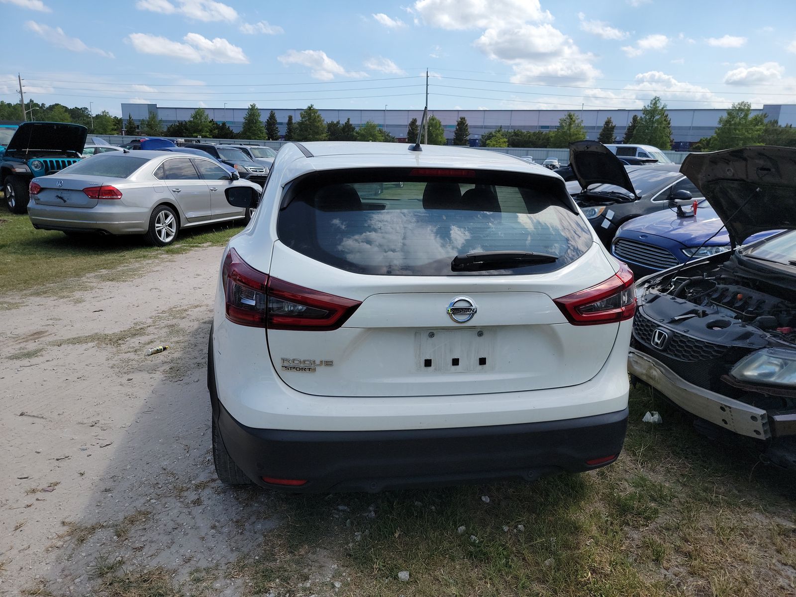 2020 Nissan Rogue Sport S FWD