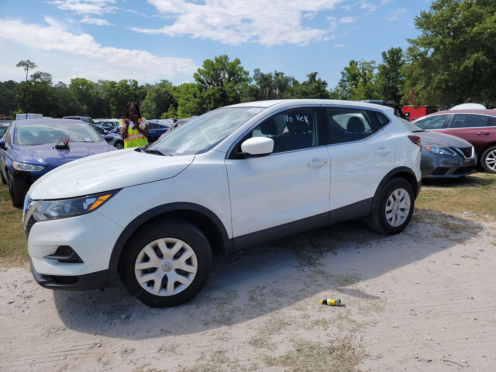 2020 Nissan Rogue Sport S FWD
