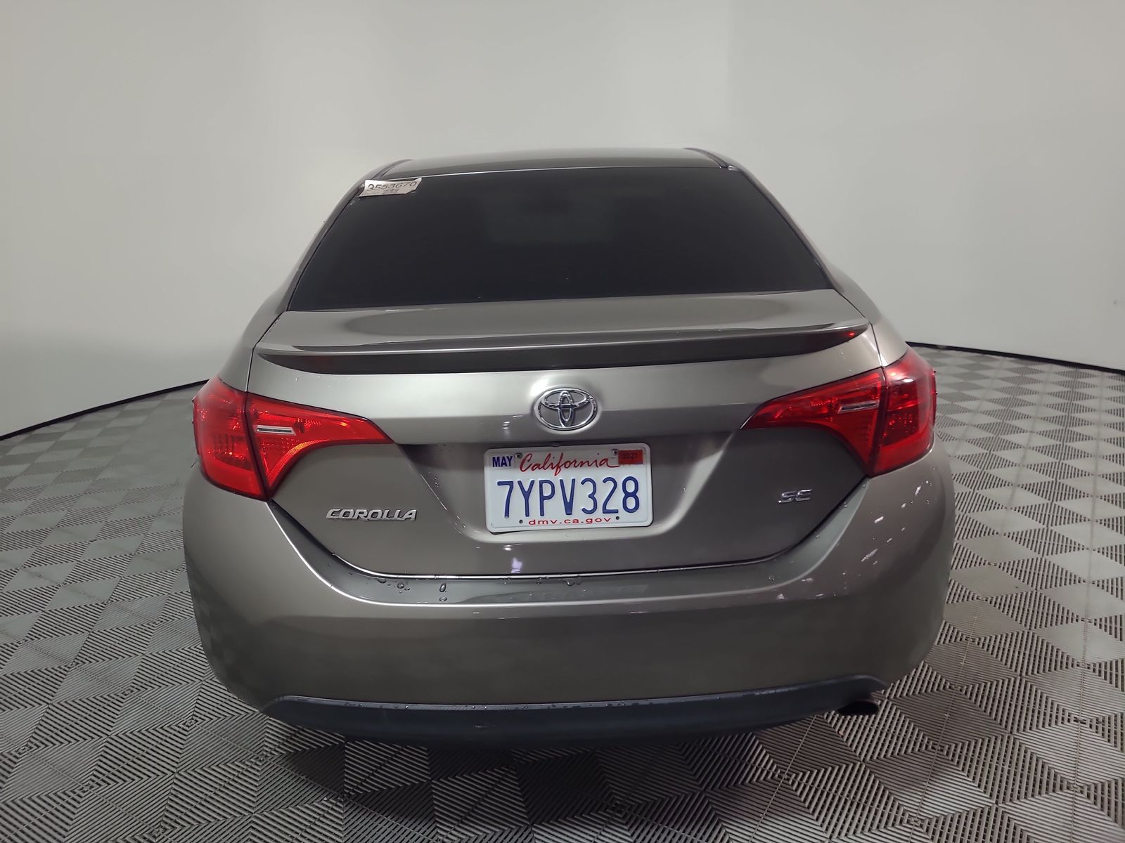 2017 Toyota Corolla SE FWD