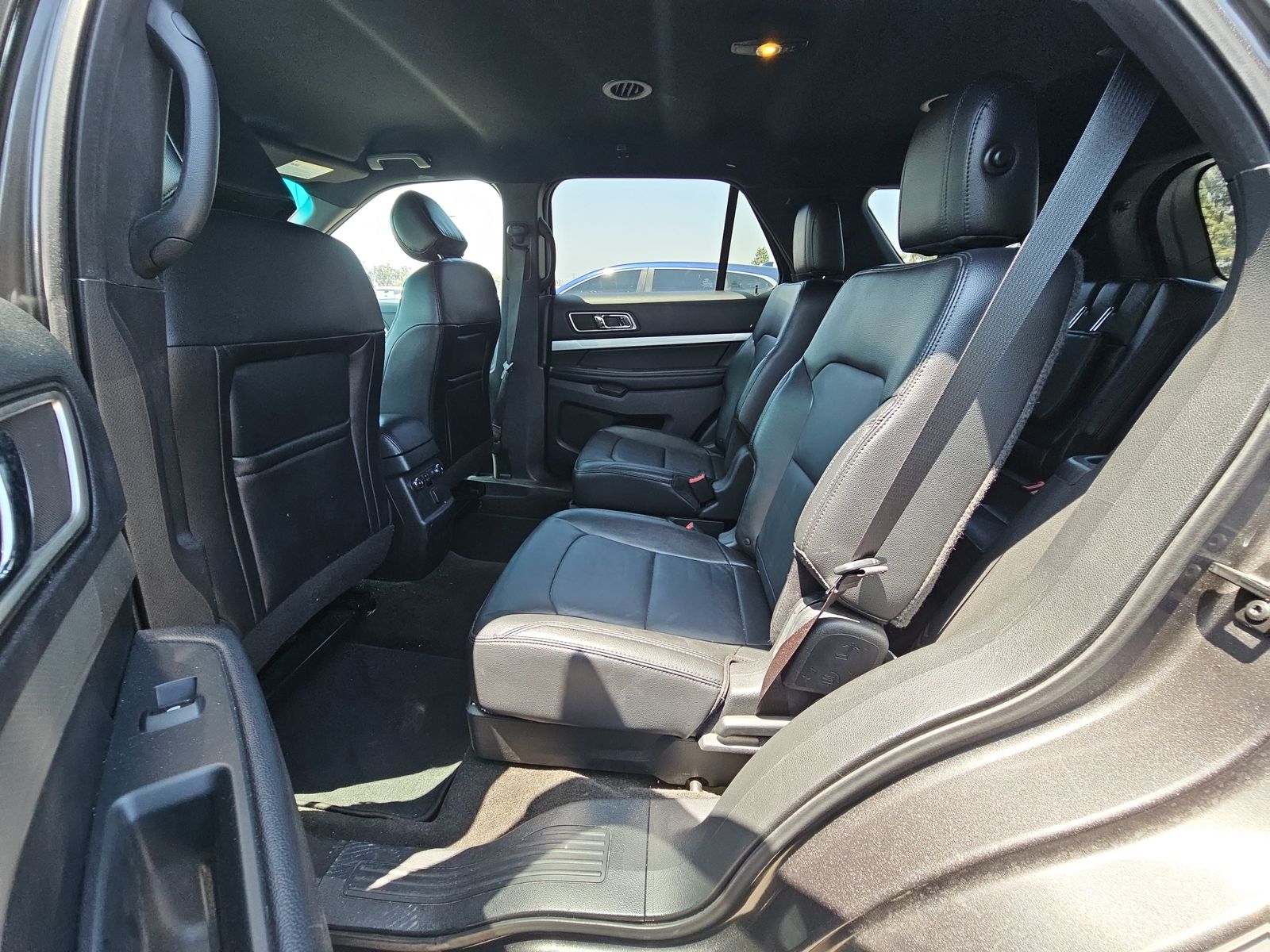 2016 Ford Explorer XLT FWD