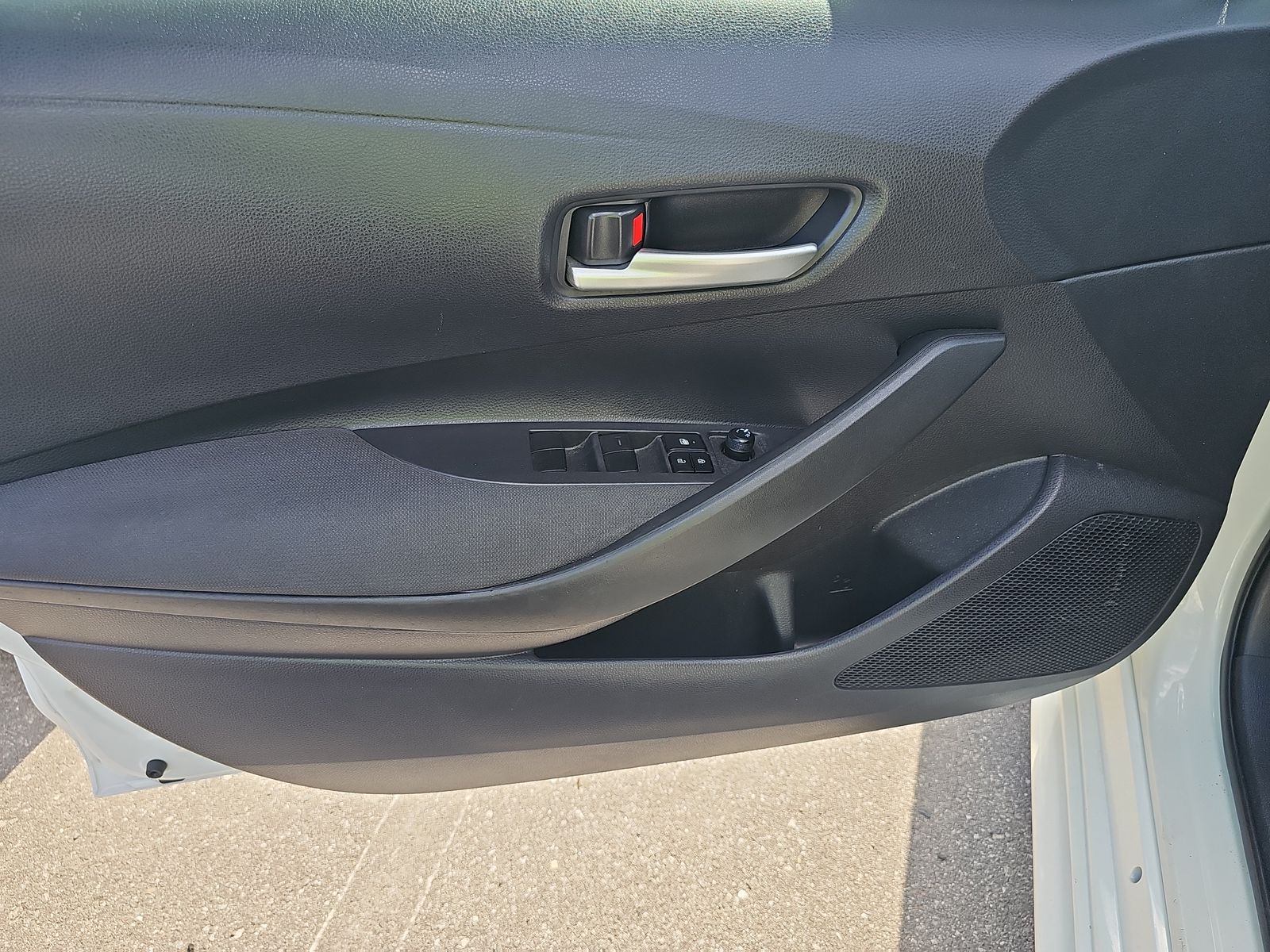 2020 Toyota Corolla LE FWD