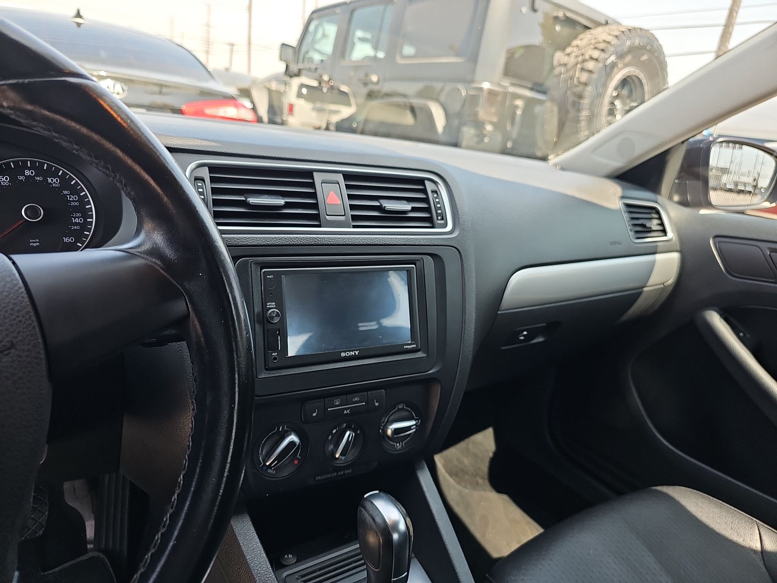 2014 Volkswagen Jetta 1.8T SE FWD