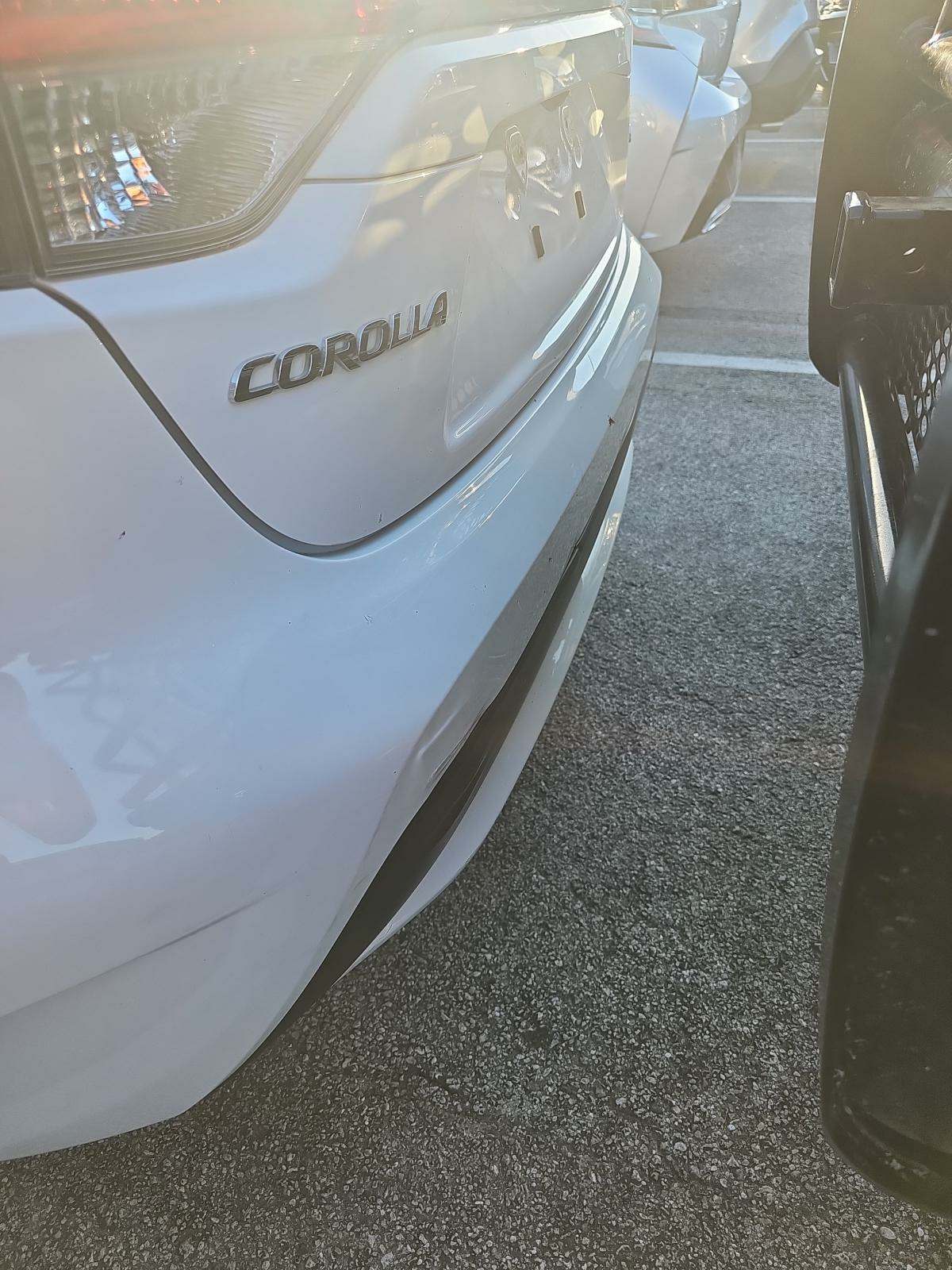 2020 Toyota Corolla LE FWD