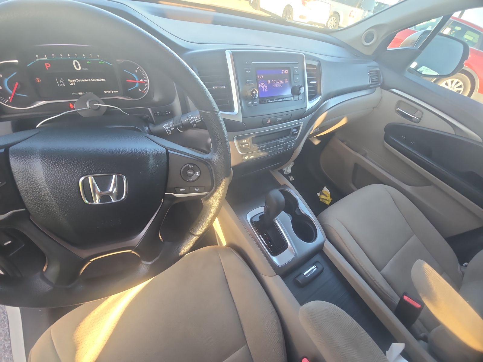 2019 Honda Pilot LX FWD