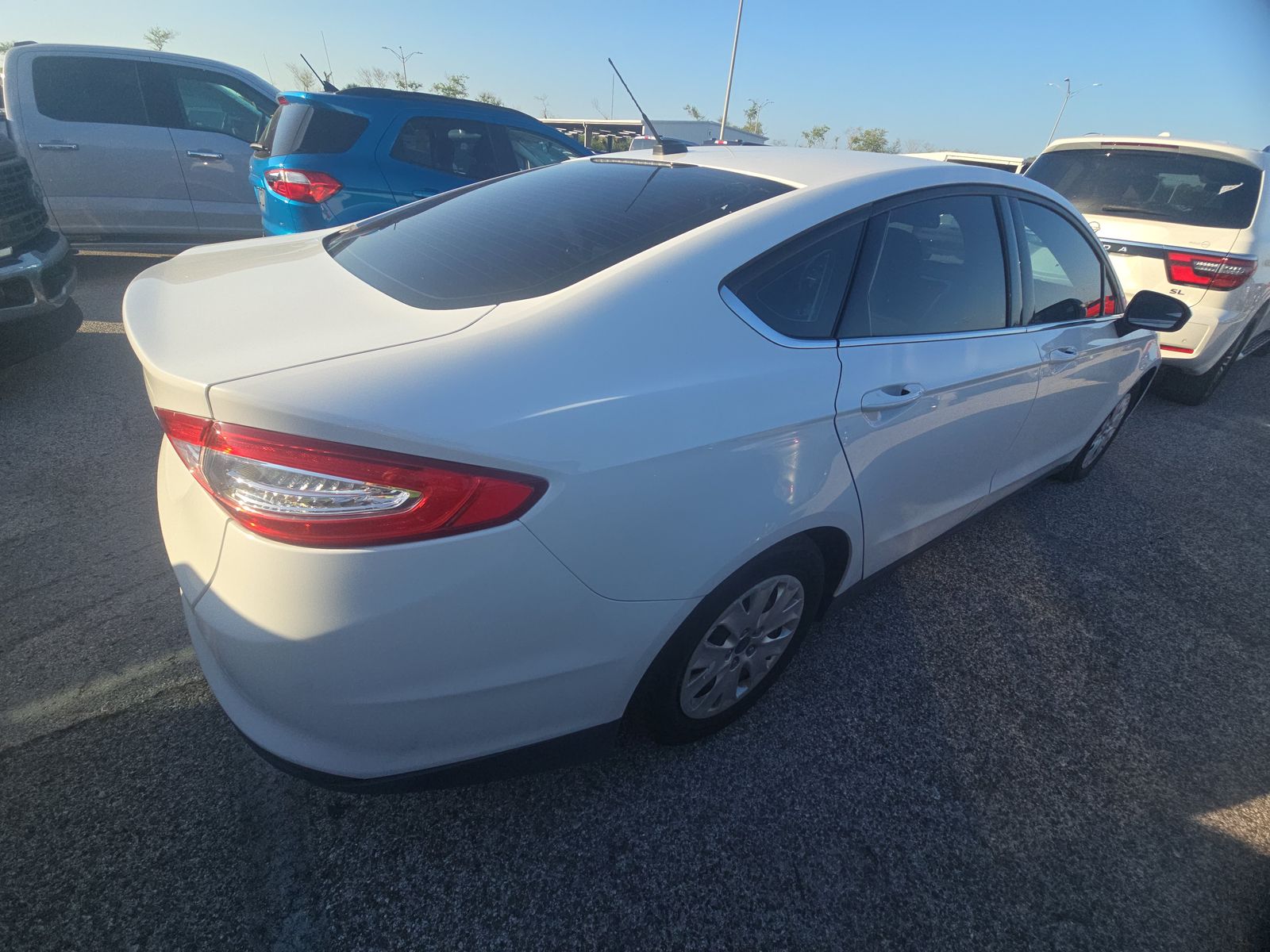 2014 Ford Fusion S FWD