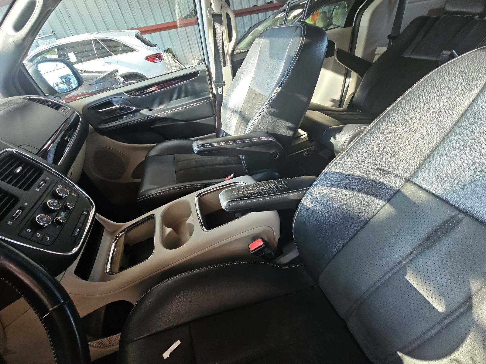 2019 Dodge Grand Caravan SXT FWD