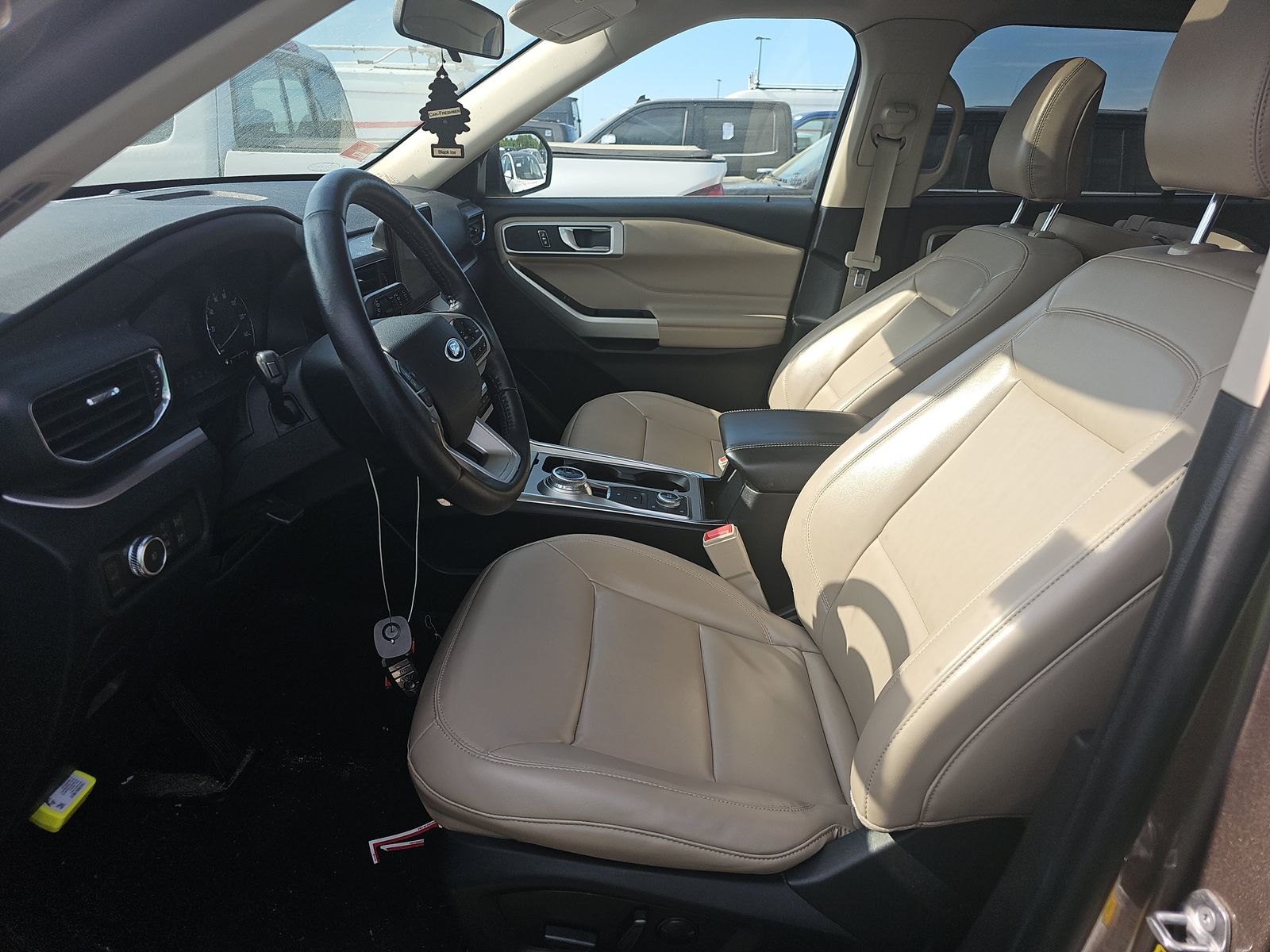 2021 Ford Explorer XLT AWD