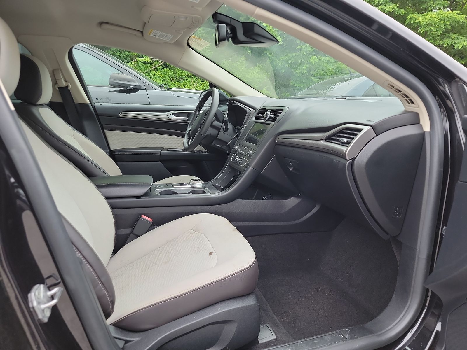 2020 Ford Fusion SE FWD