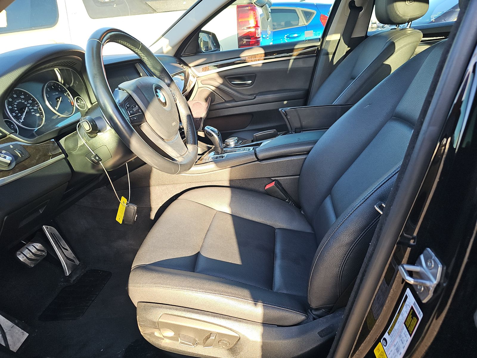 2016 BMW 5 Series 528i RWD
