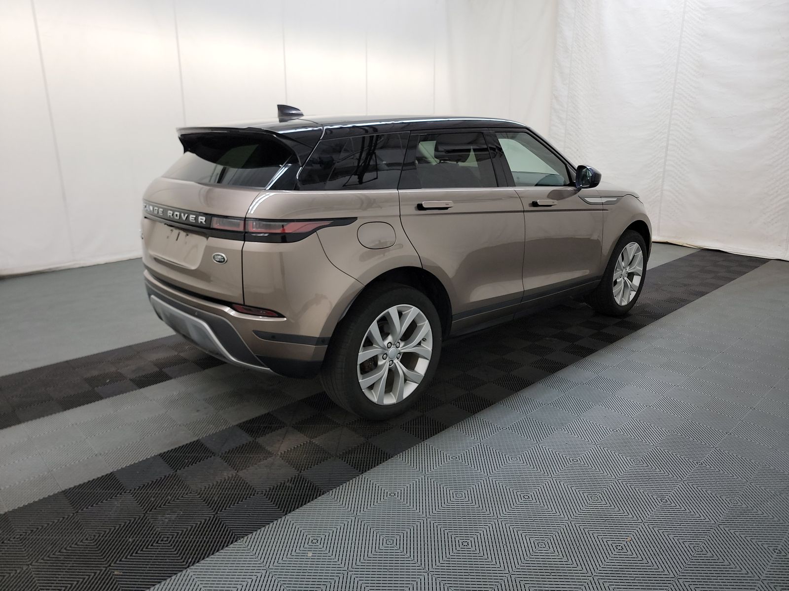 2020 Land Rover Range Rover Evoque SE AWD