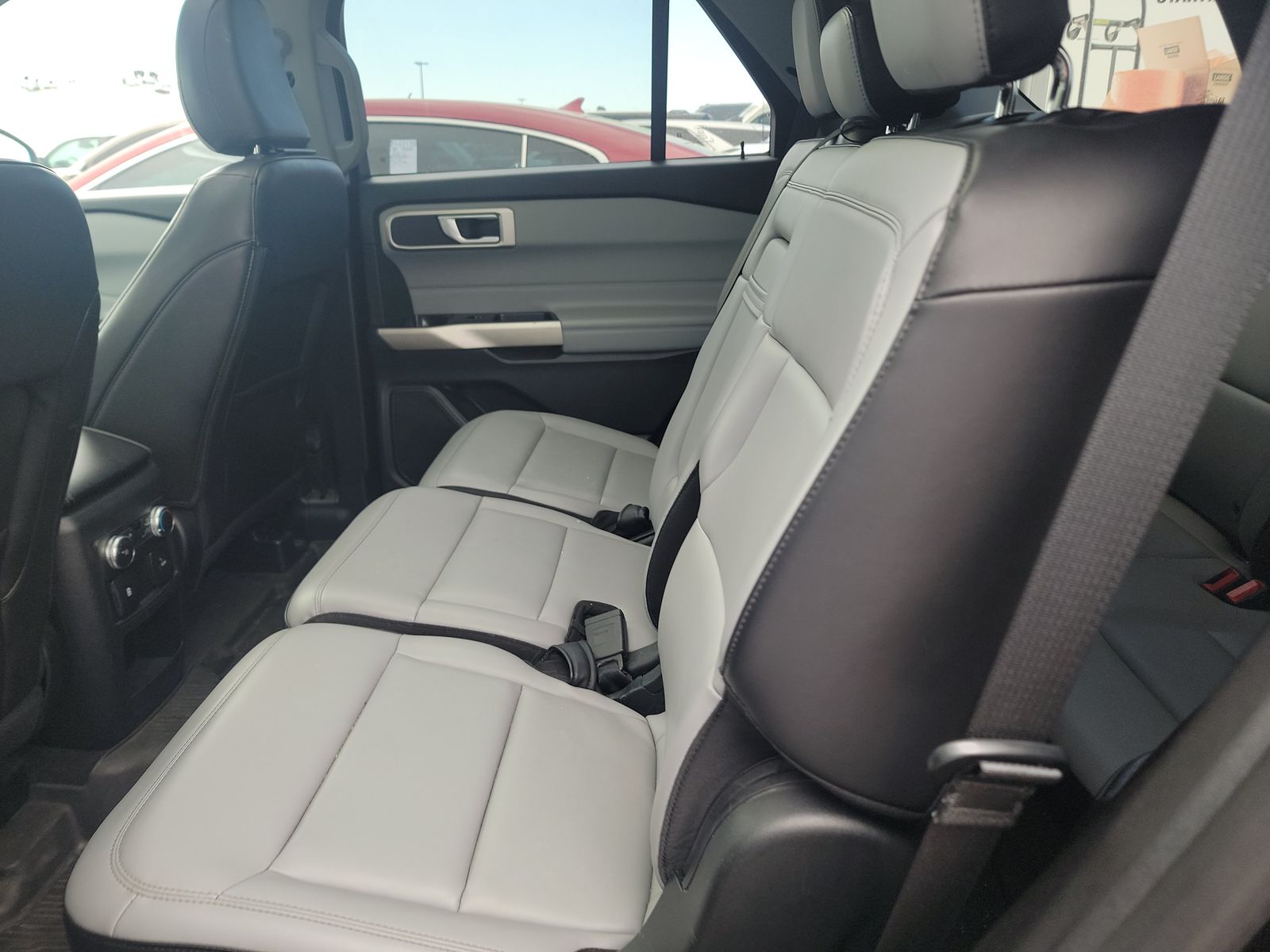 2021 Ford Explorer XLT AWD