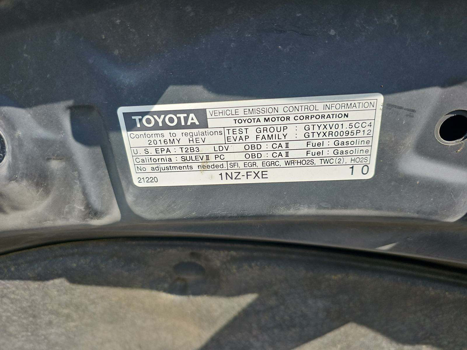 2016 Toyota Prius c Two FWD