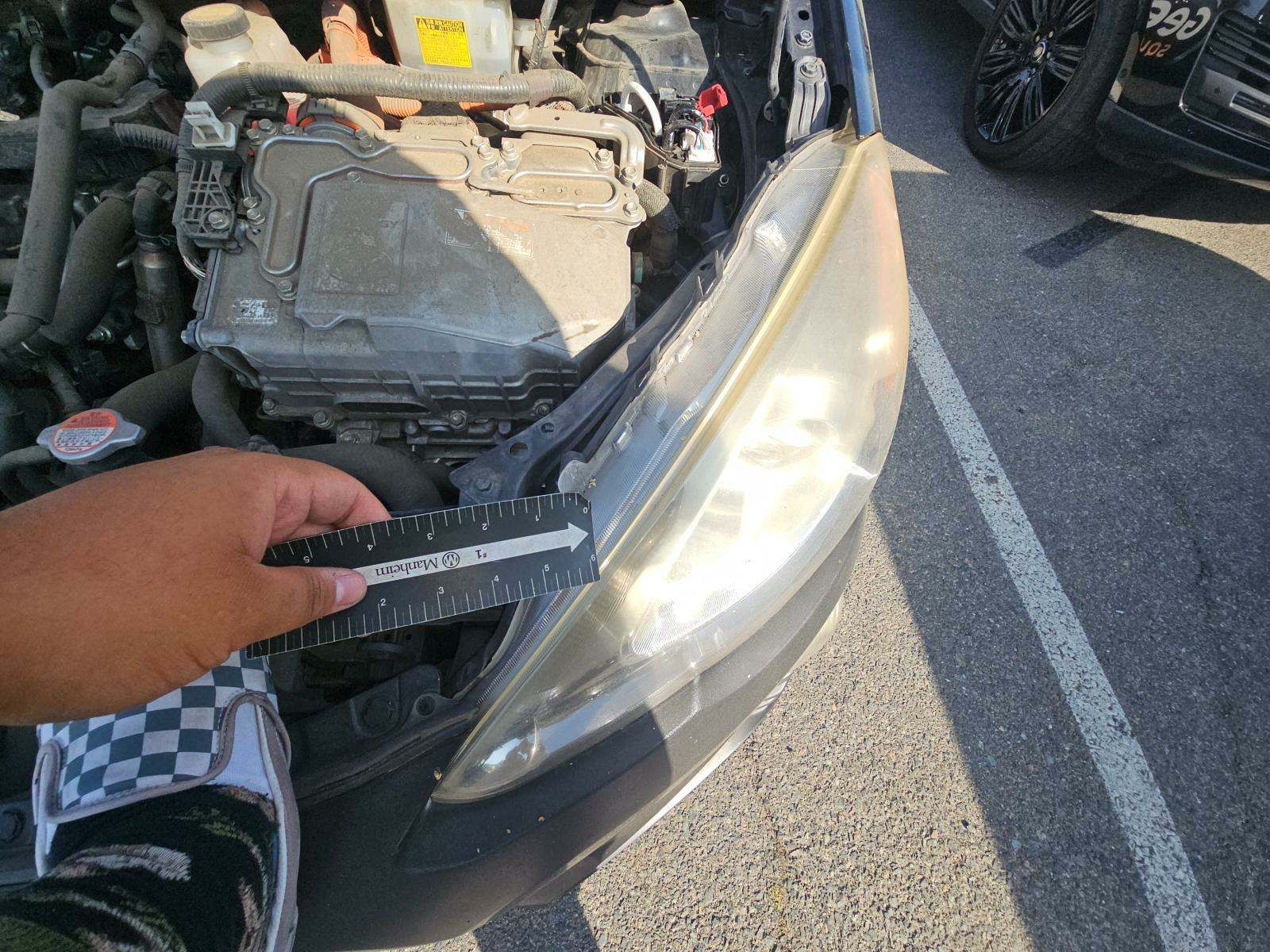 2016 Toyota Prius c Two FWD