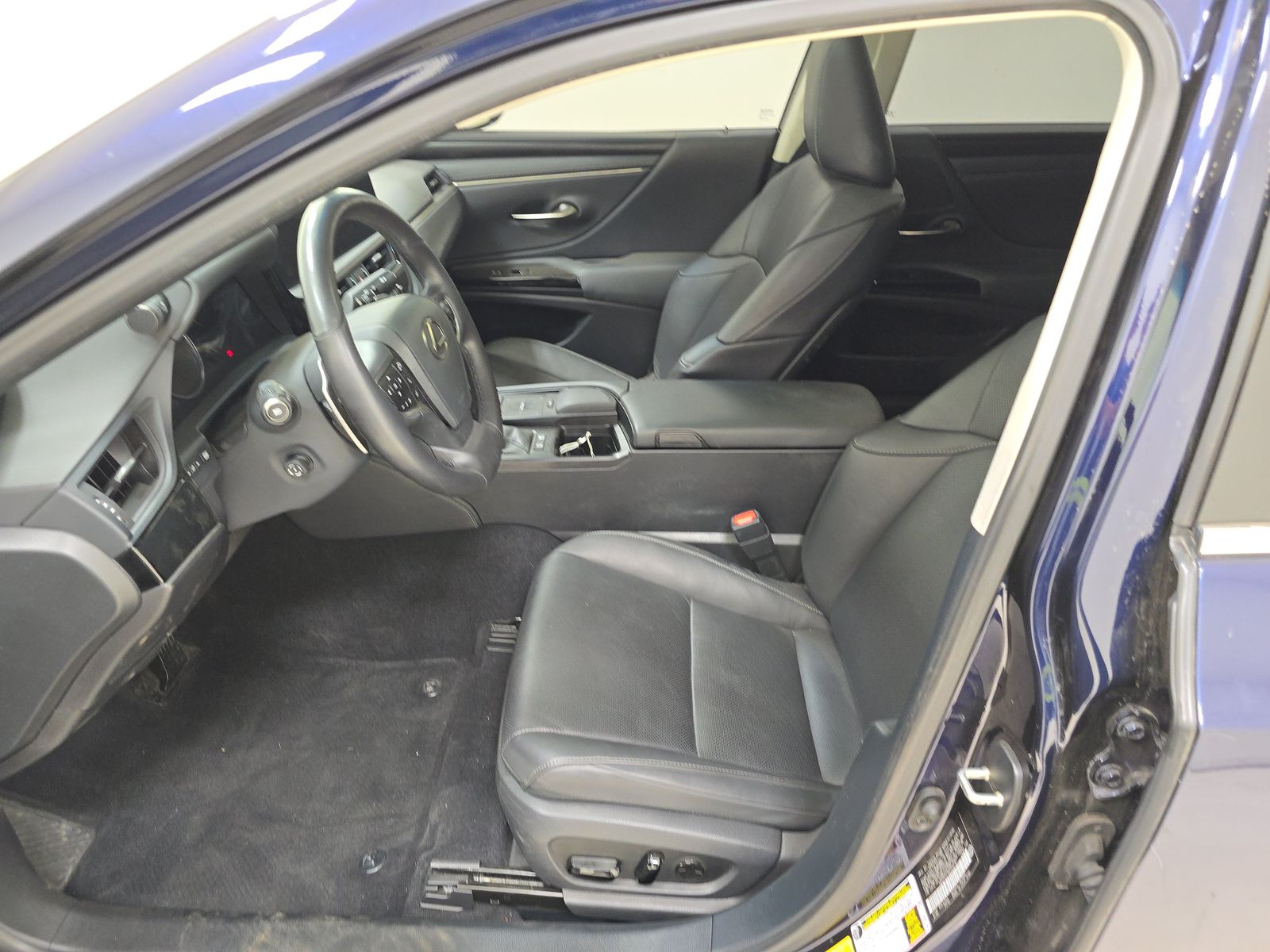 2022 Lexus ES ES 300h FWD
