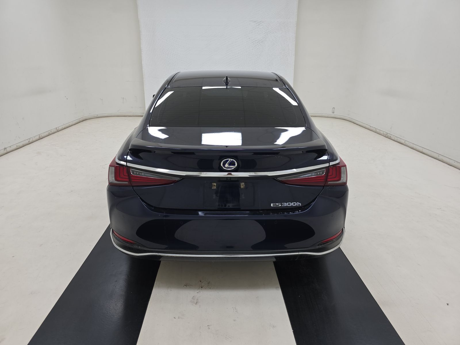 2022 Lexus ES ES 300h FWD