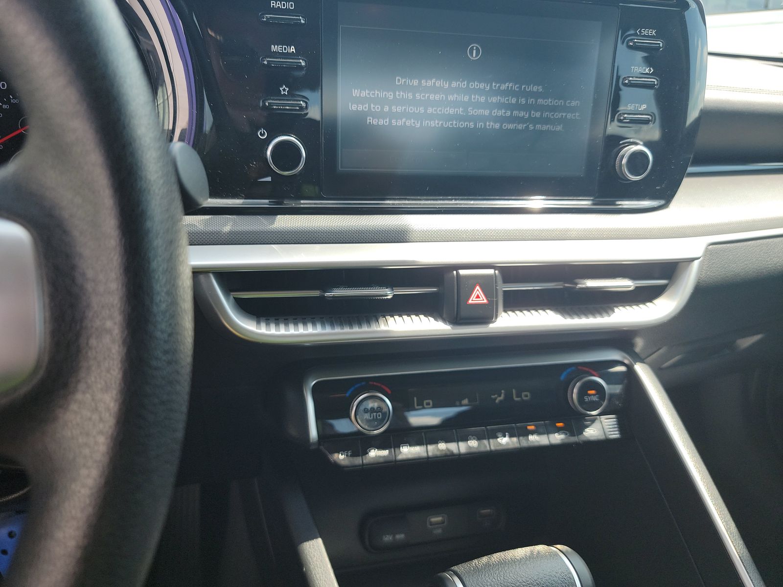 2022 Kia K5 LX FWD