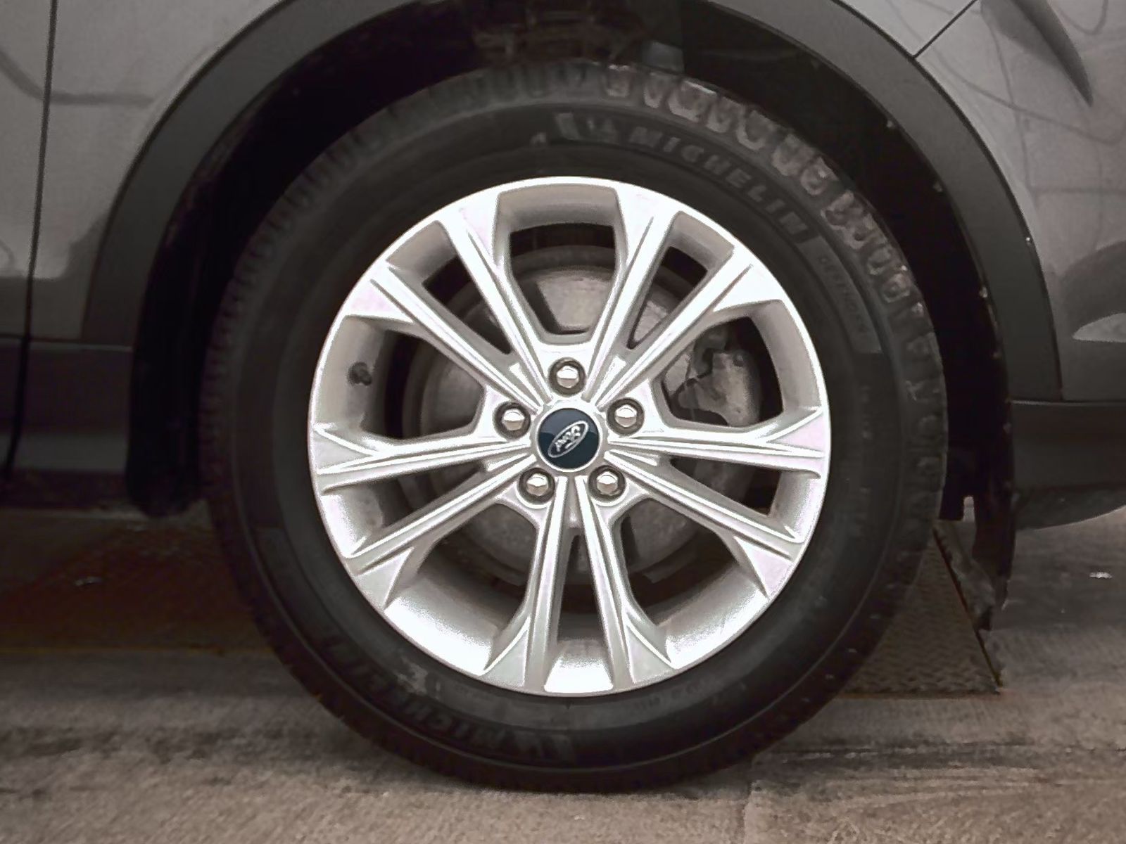2019 Ford Escape SE FWD