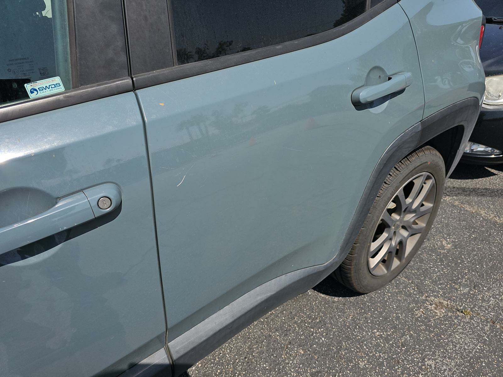 2016 Jeep Renegade Latitude 75th Anniversary Edition FWD