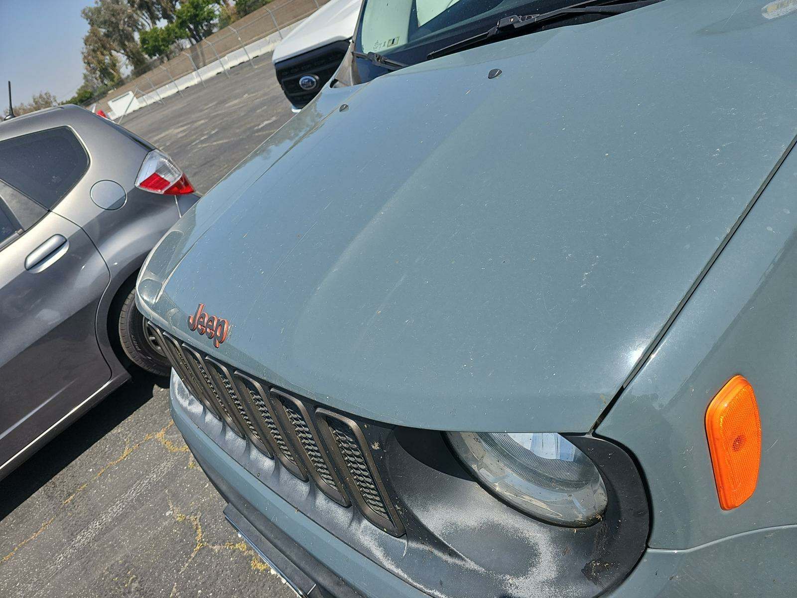 2016 Jeep Renegade Latitude 75th Anniversary Edition FWD