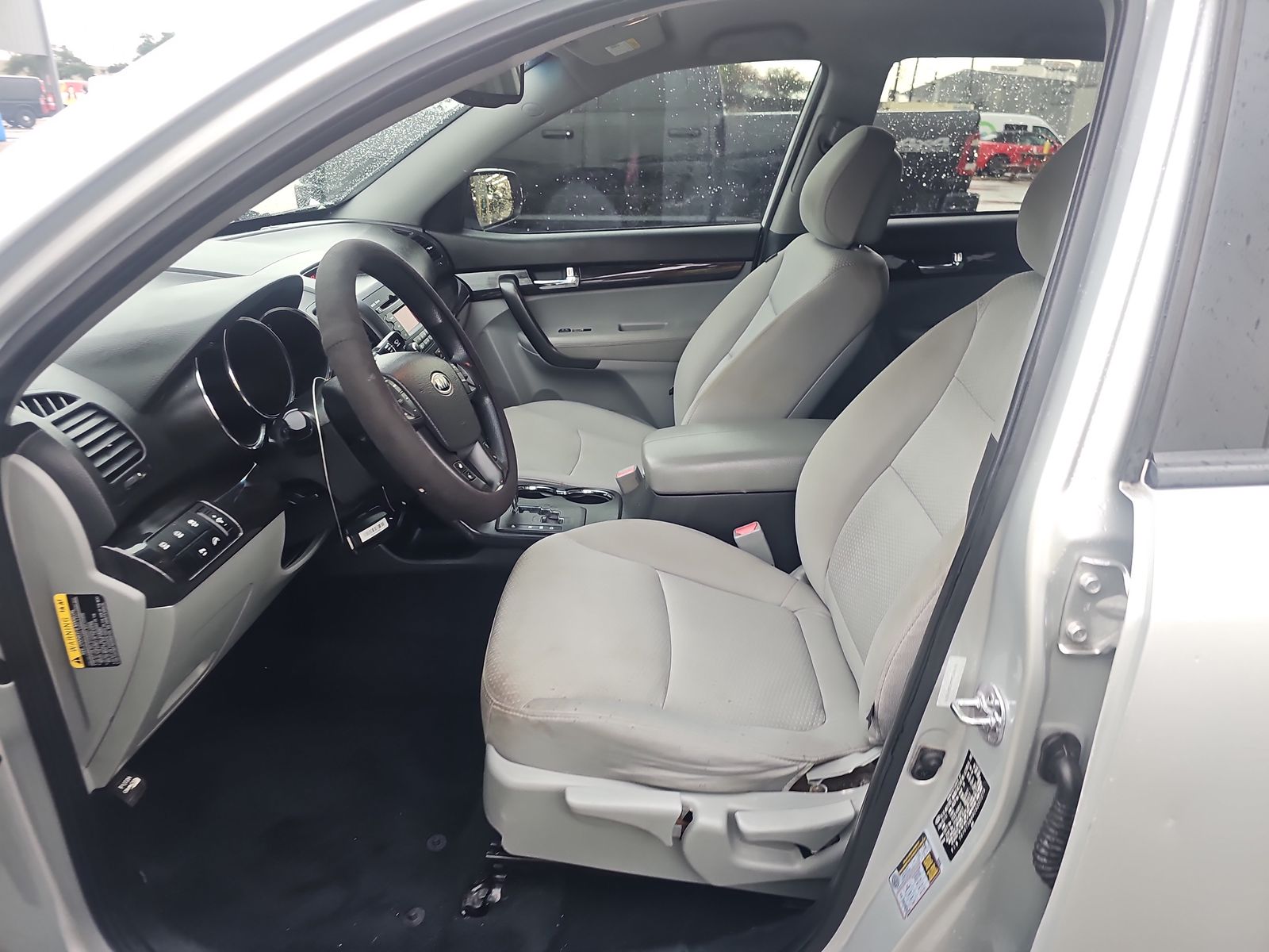 2012 Kia Sorento LX FWD