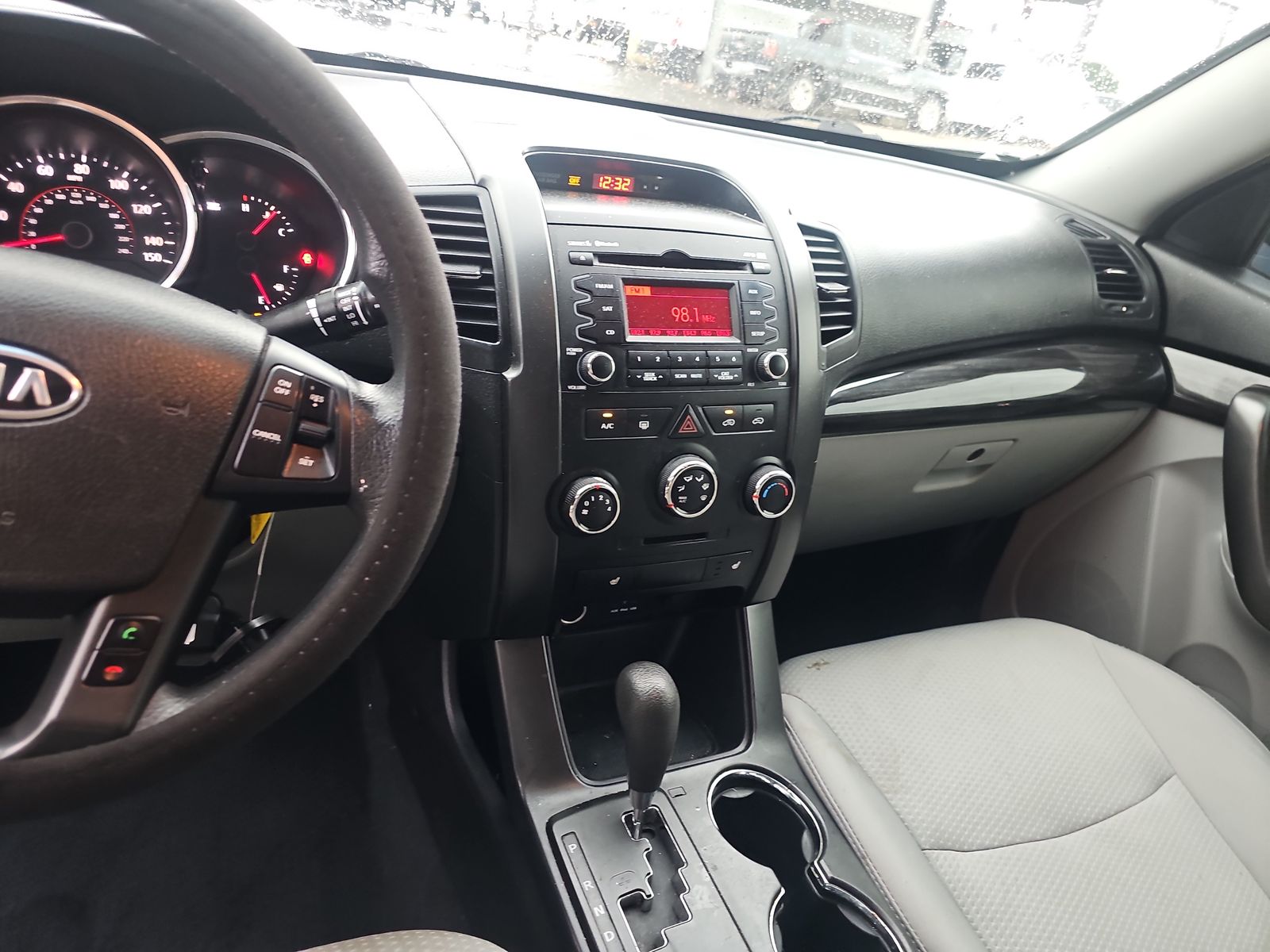 2012 Kia Sorento LX FWD