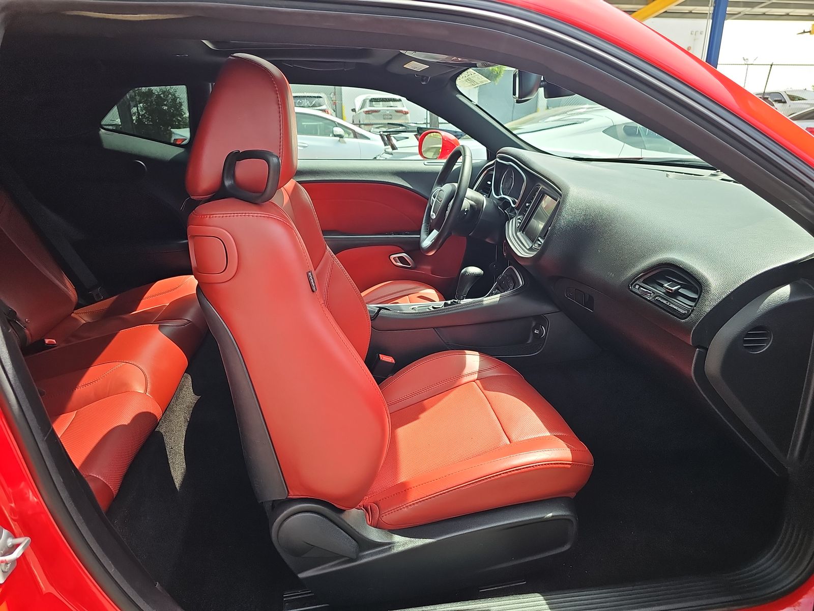 2016 Dodge Challenger SXT Plus RWD