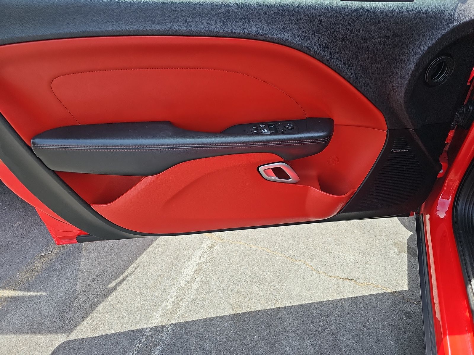 2016 Dodge Challenger SXT Plus RWD