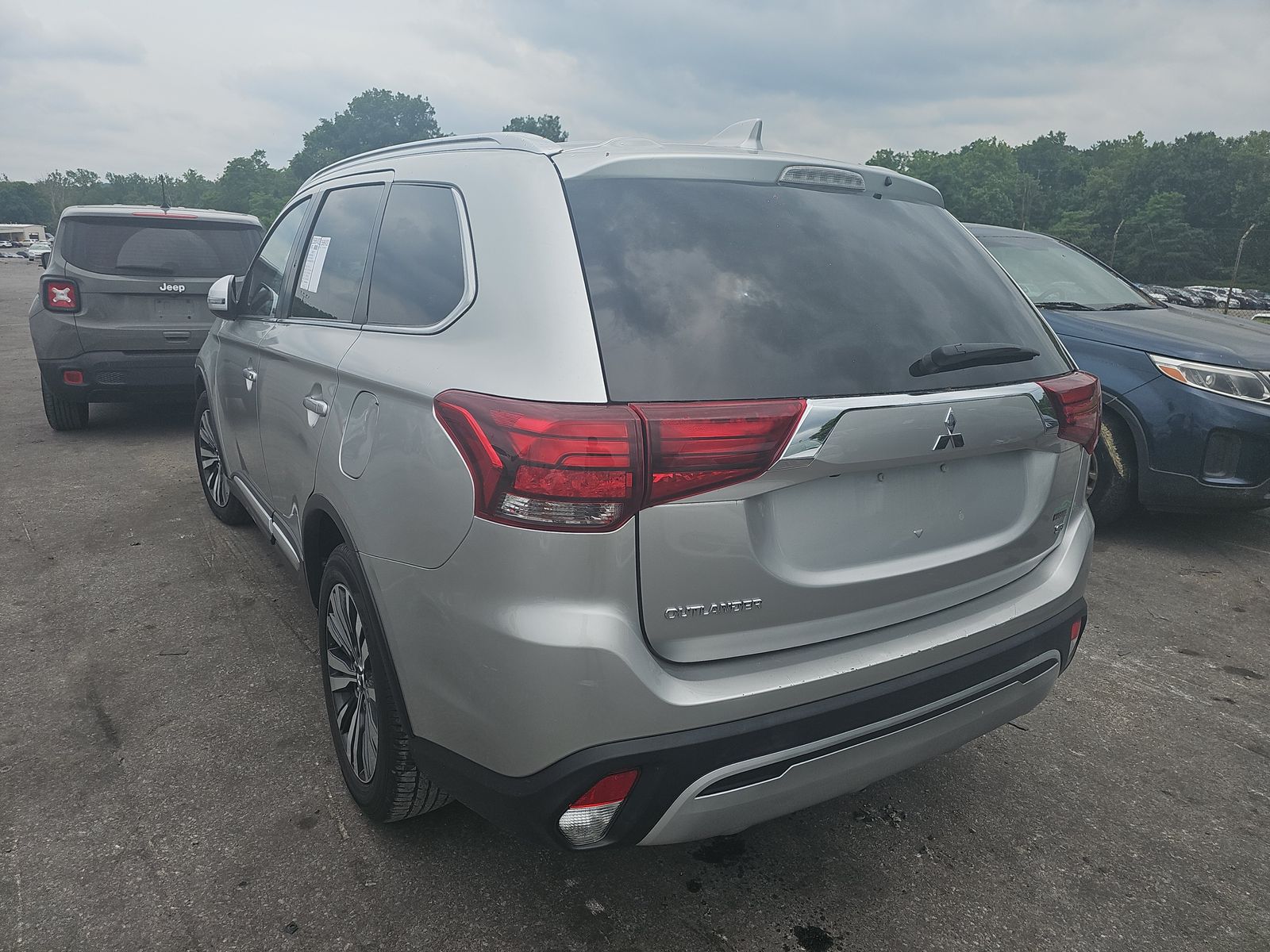 2020 Mitsubishi Outlander SEL FWD