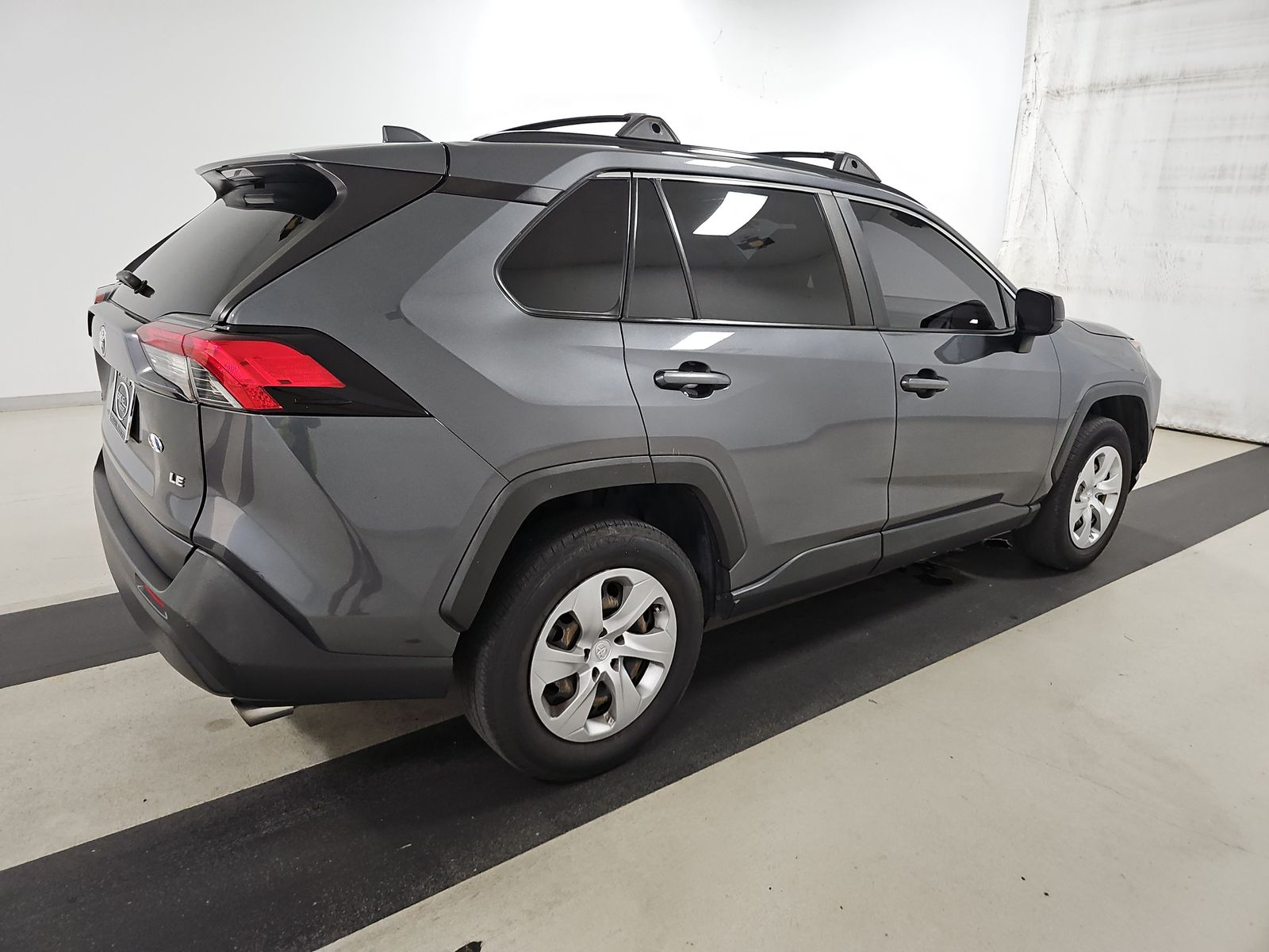 2019 Toyota RAV4 LE FWD