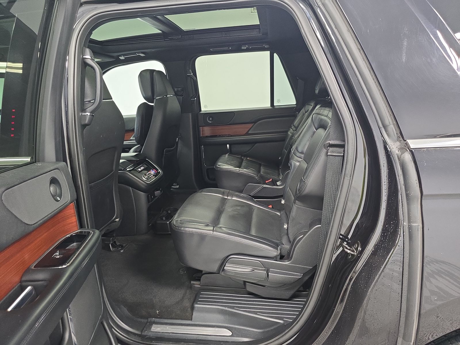 2021 Lincoln Navigator L Reserve RWD