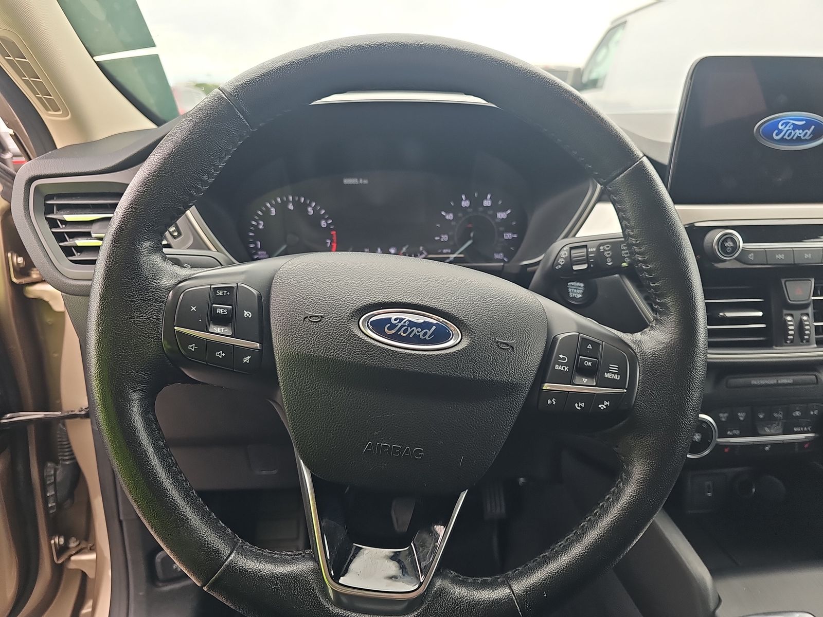 2020 Ford Escape SEL FWD