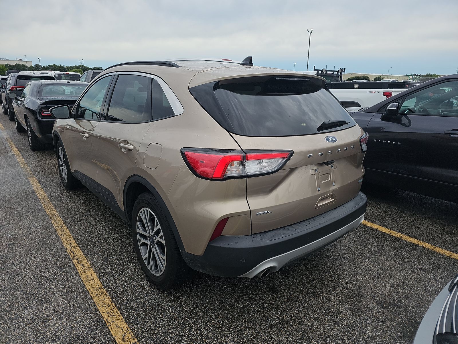 2020 Ford Escape SEL FWD