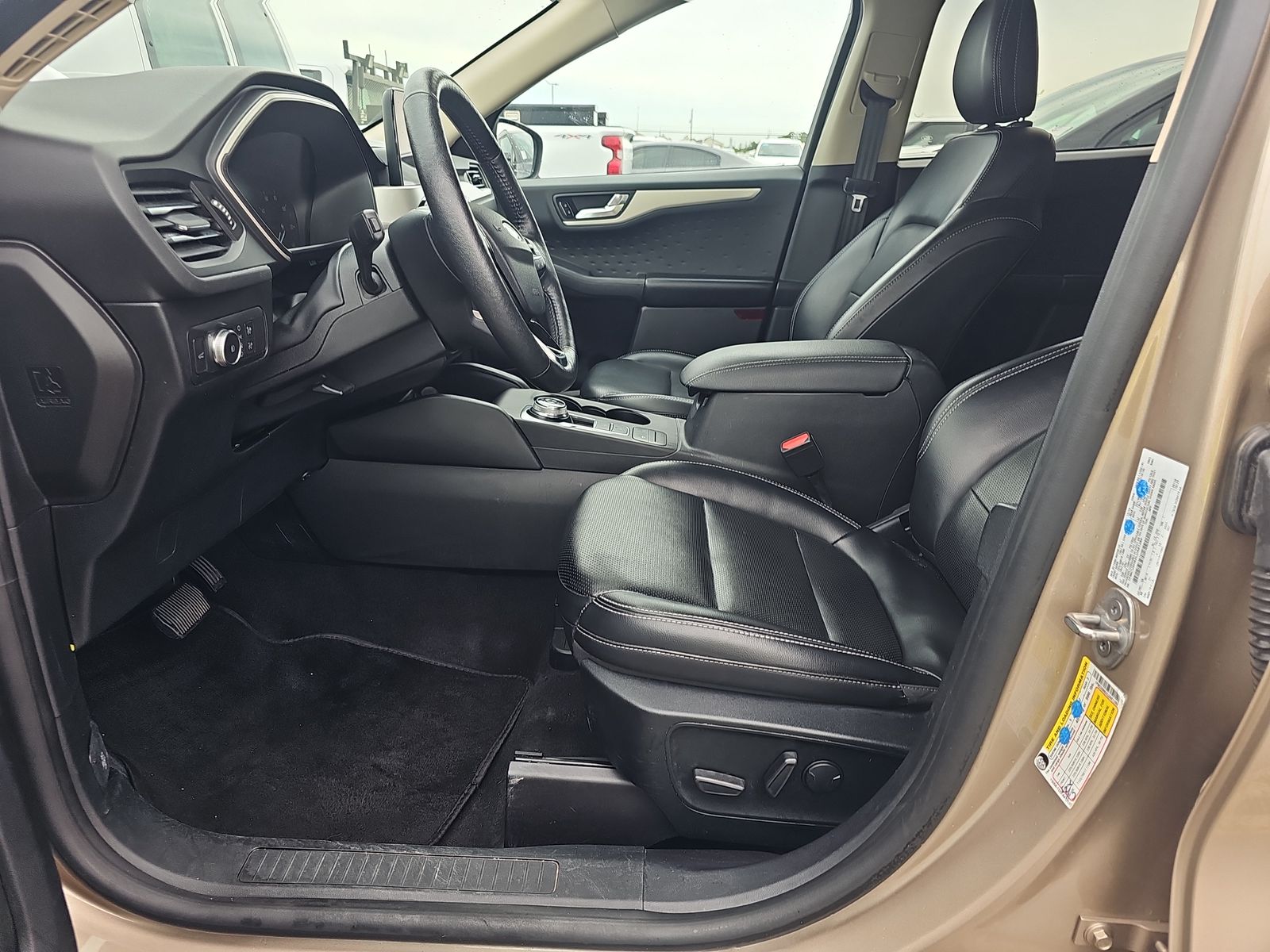 2020 Ford Escape SEL FWD