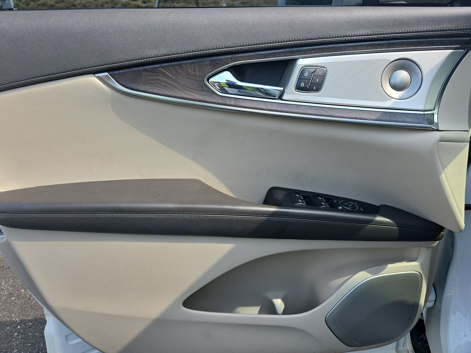 2020 Lincoln Nautilus Reserve AWD