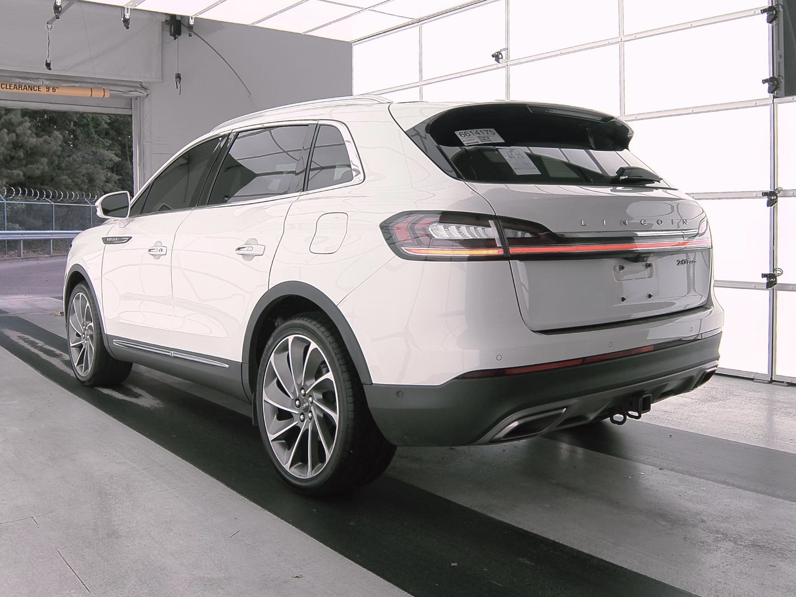 2020 Lincoln Nautilus Reserve AWD