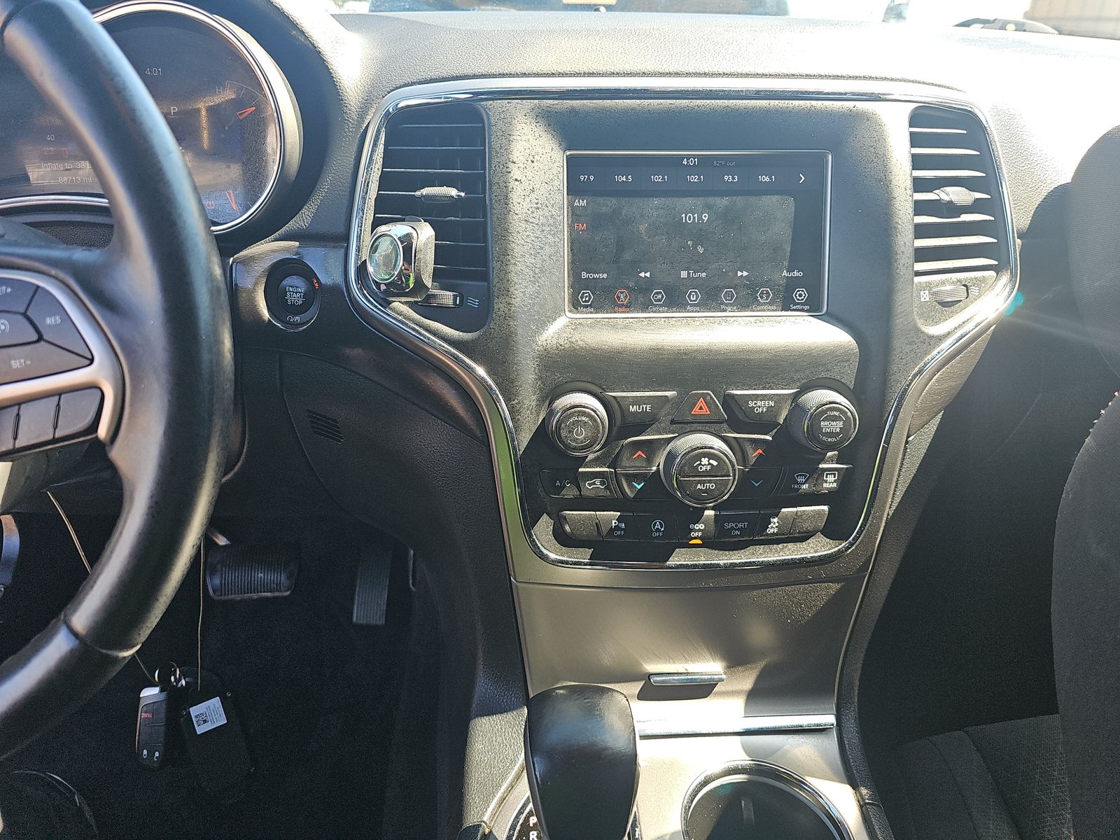 2018 Jeep Grand Cherokee Laredo RWD