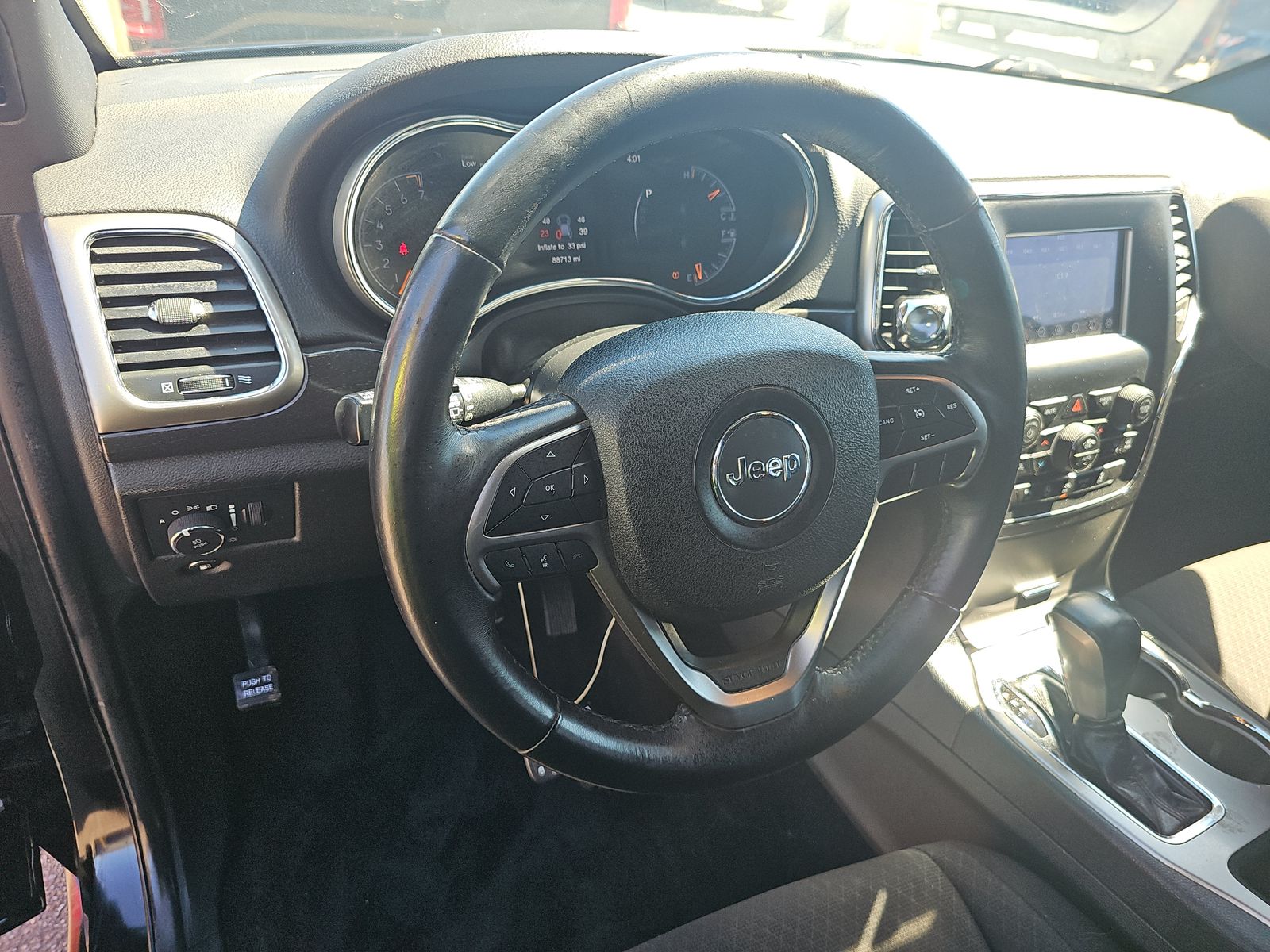 2018 Jeep Grand Cherokee Laredo RWD