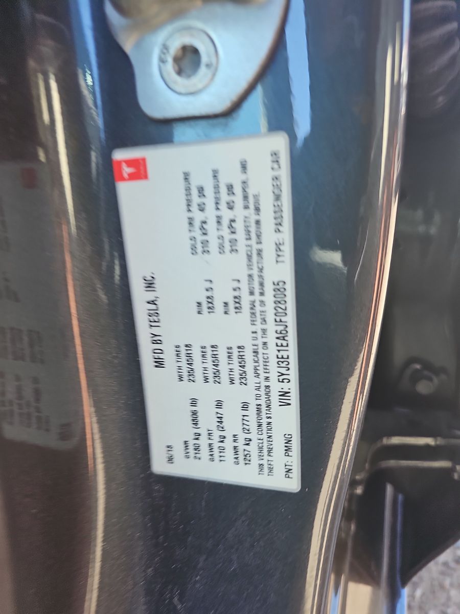 2018 Tesla Model 3 Long Range RWD