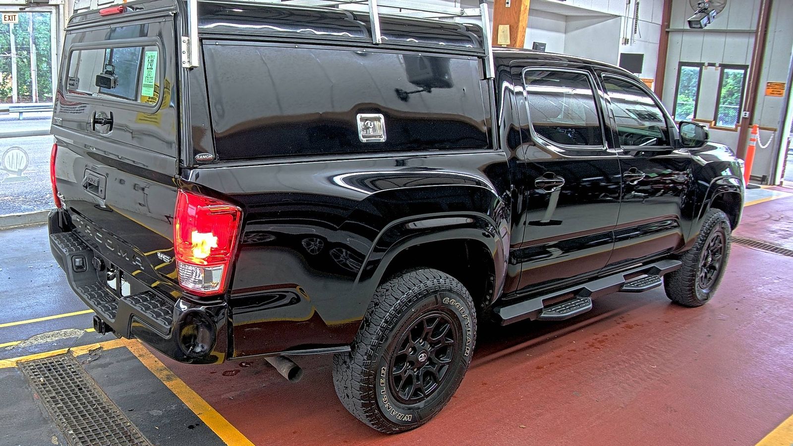 2021 Toyota Tacoma SR AWD