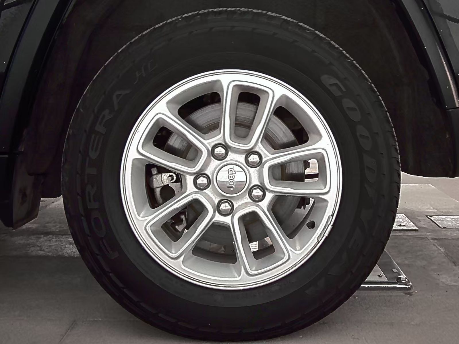 2018 Jeep Grand Cherokee Laredo RWD