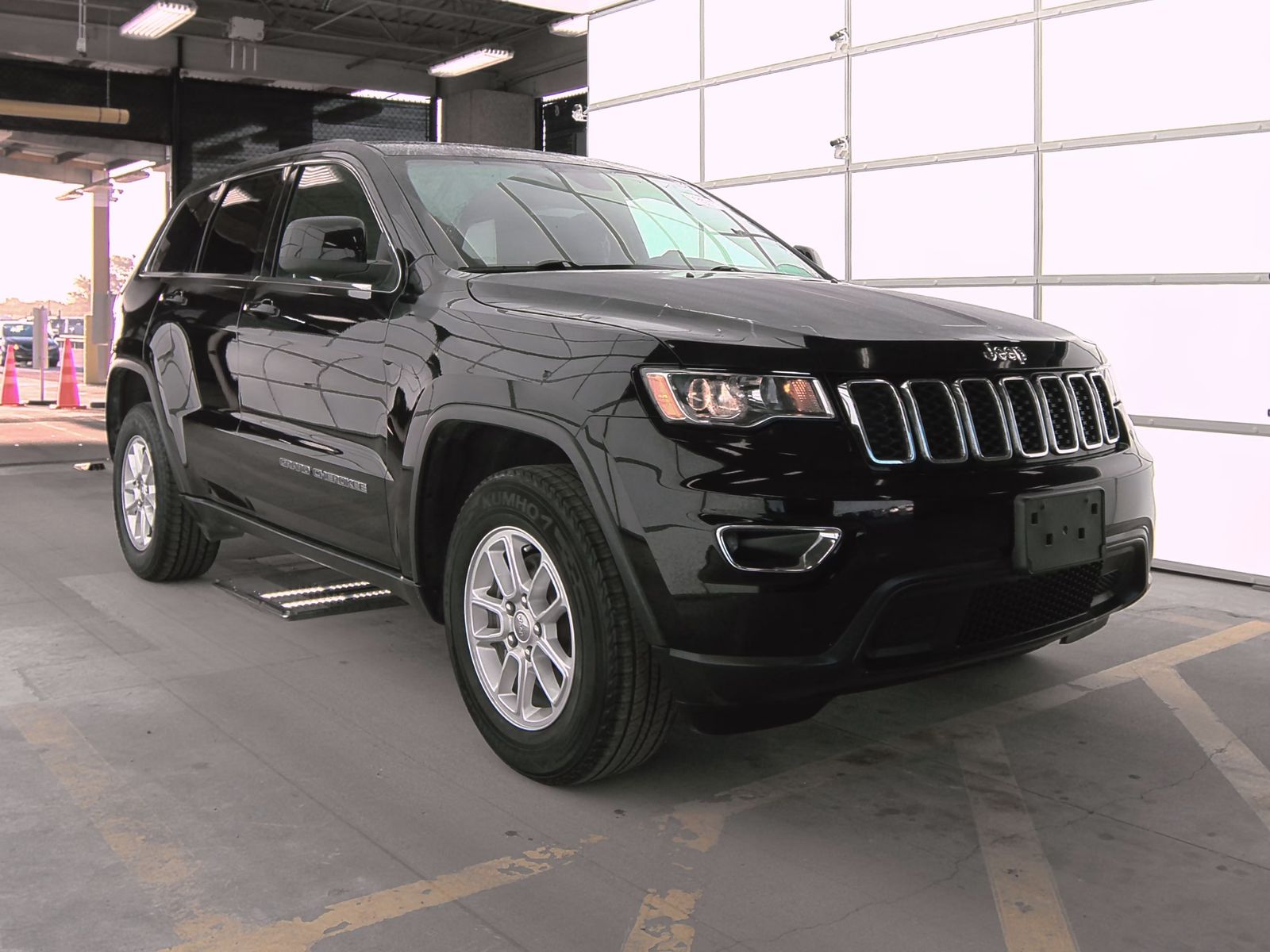 2018 Jeep Grand Cherokee Laredo RWD