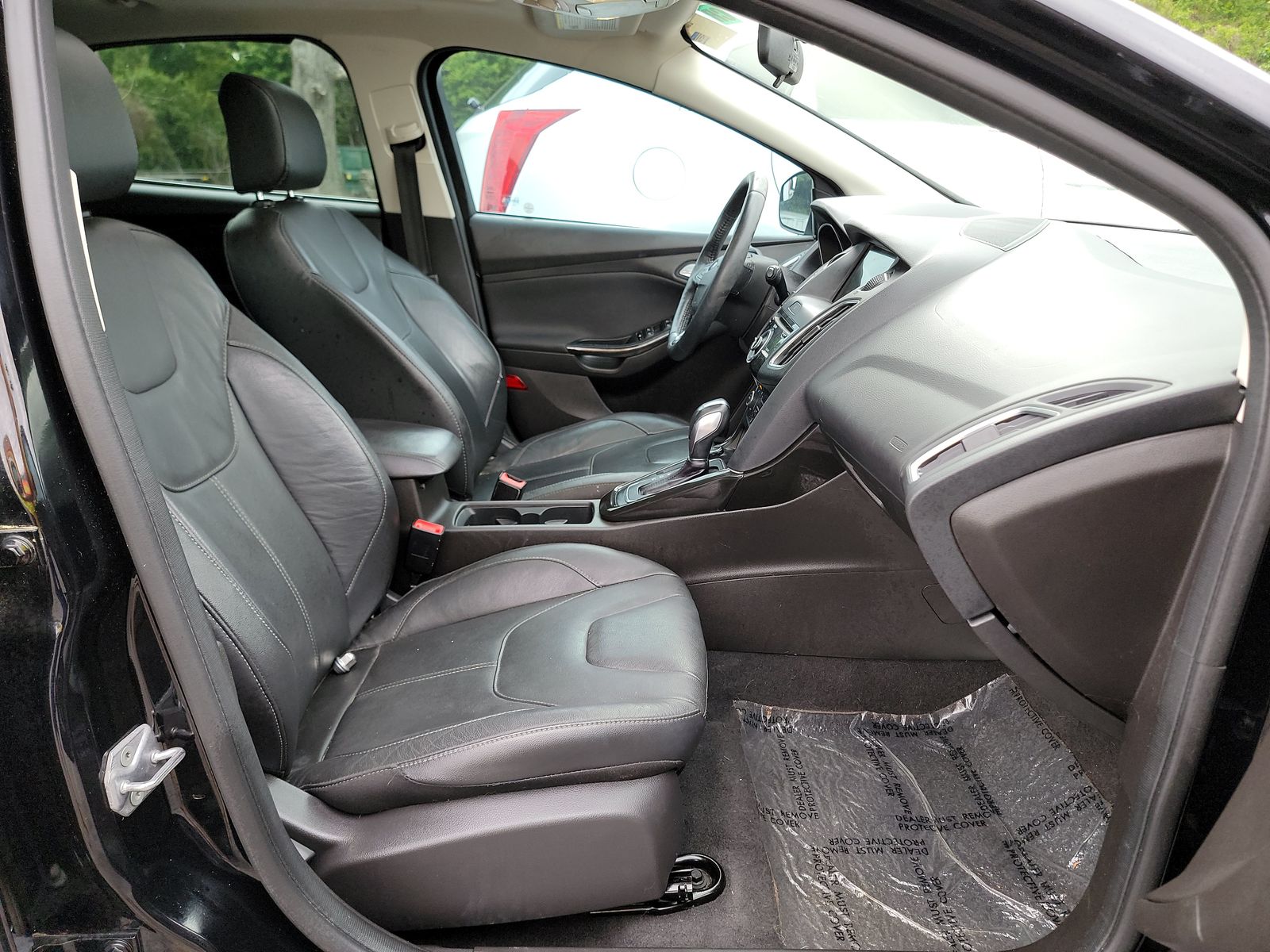 2016 Ford Focus Titanium FWD