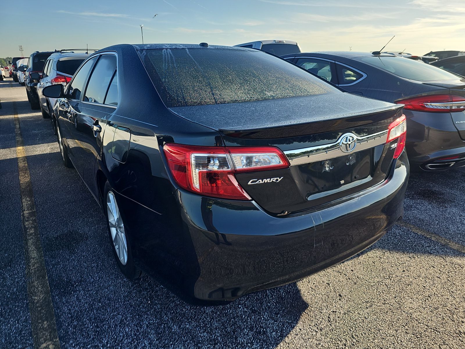 2014 Toyota Camry XLE FWD