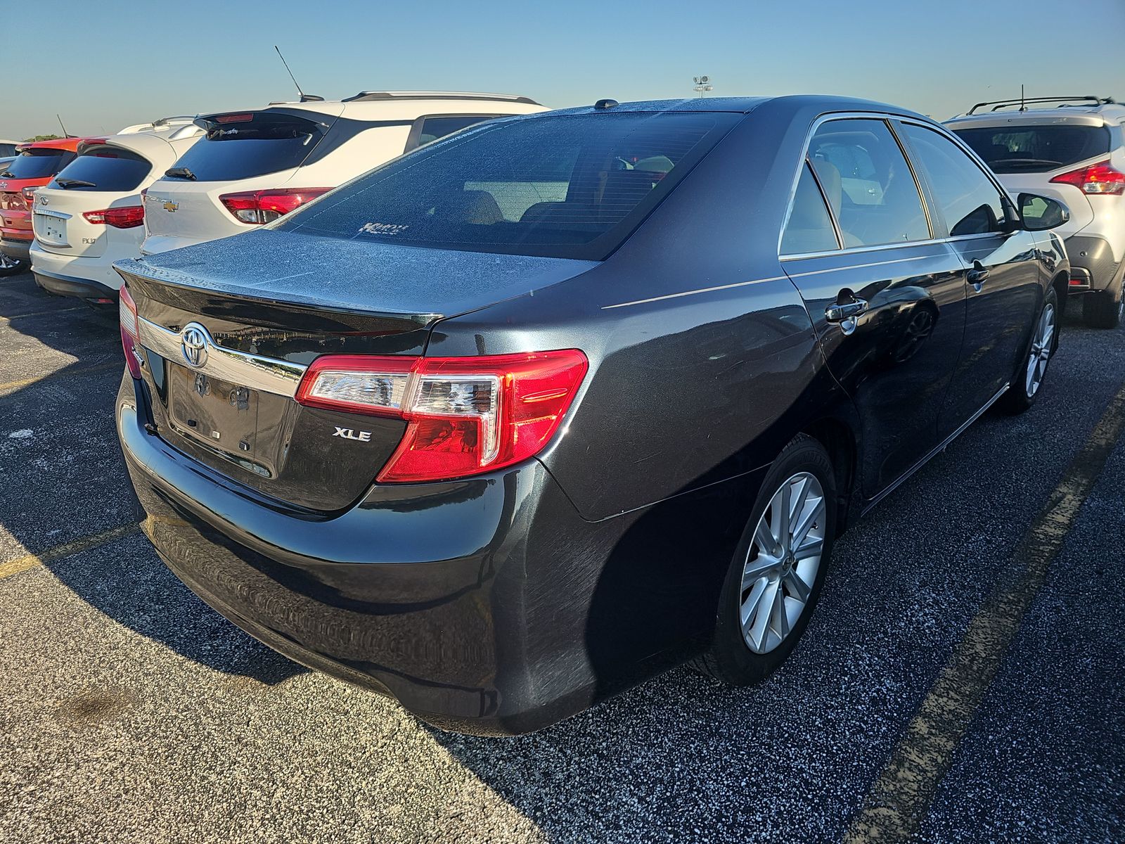 2014 Toyota Camry XLE FWD