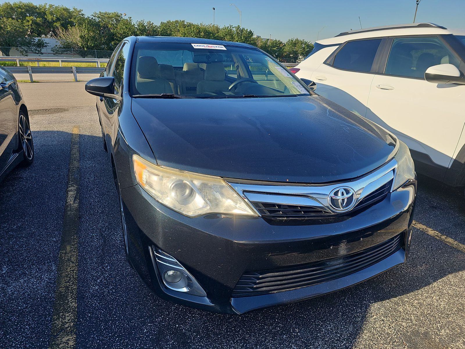 2014 Toyota Camry XLE FWD