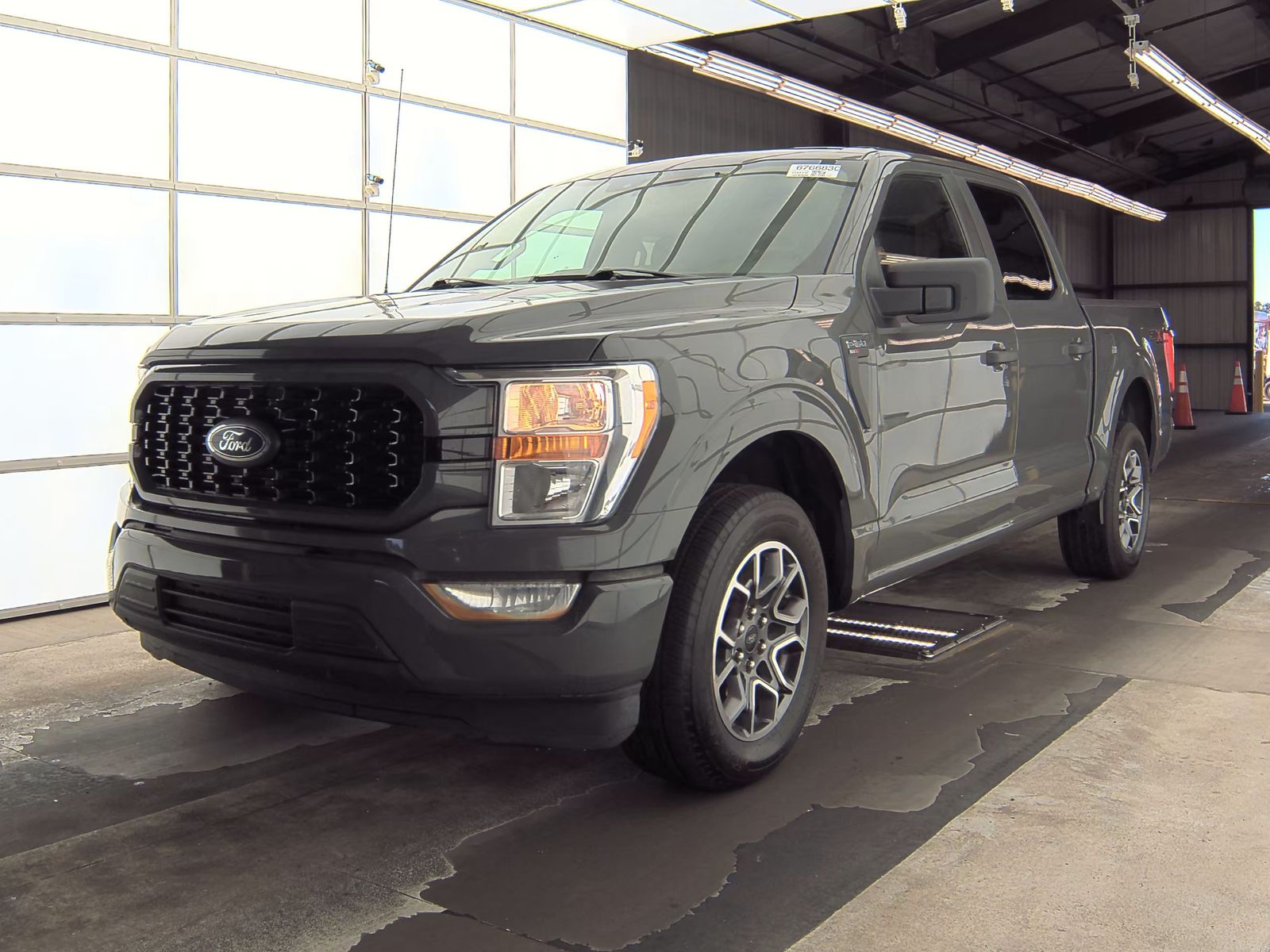 2021 Ford F-150 XL RWD