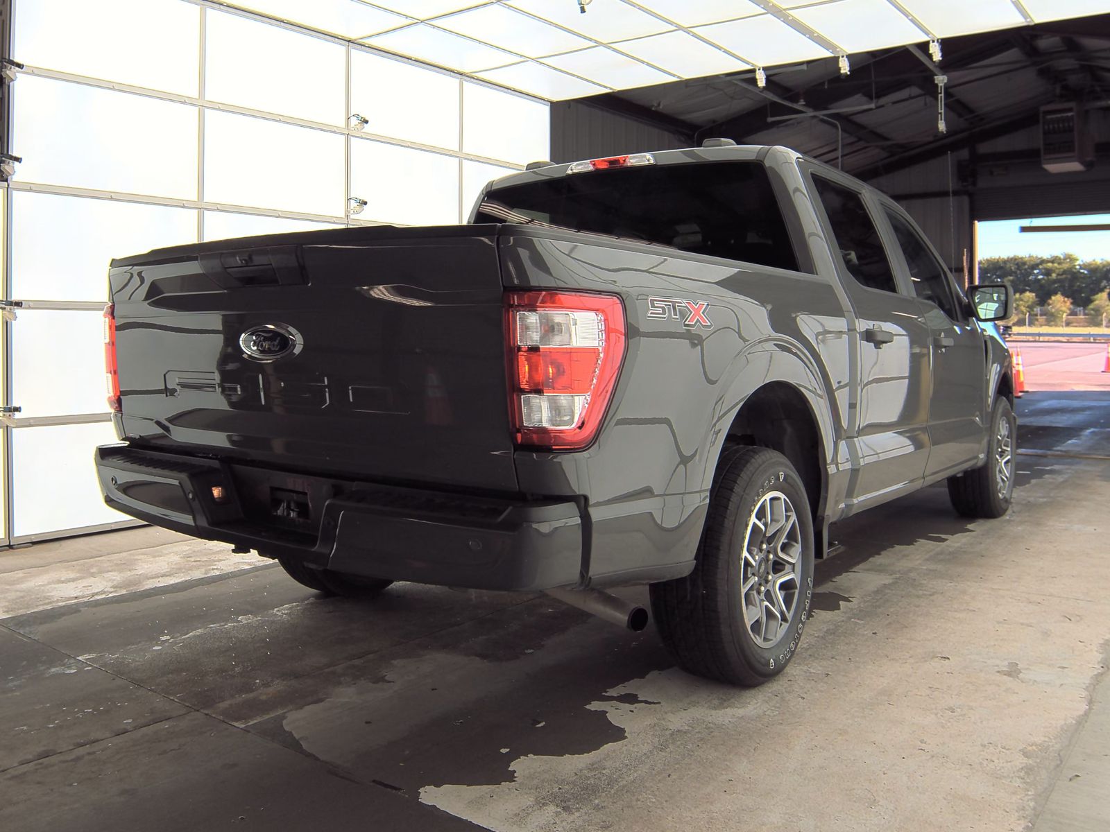 2021 Ford F-150 XL RWD