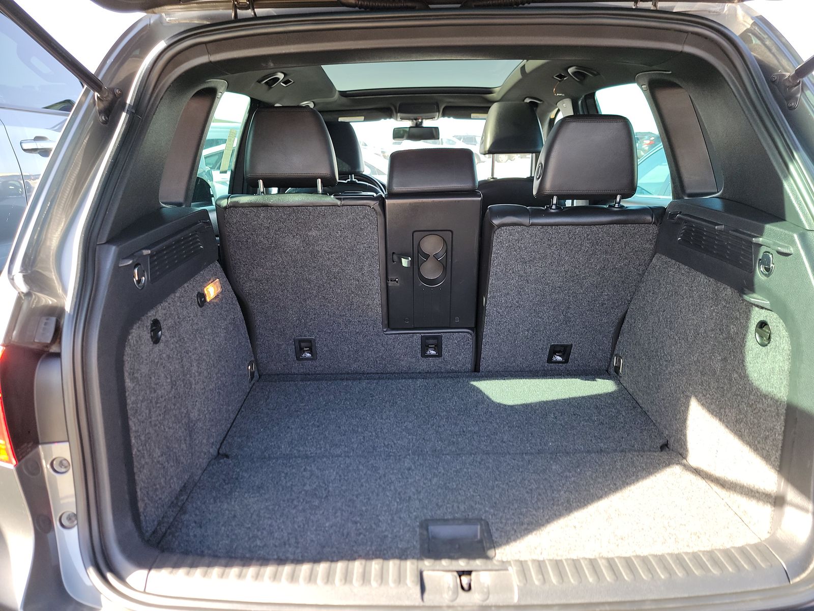 2014 Volkswagen Tiguan 2.0T R-Line FWD
