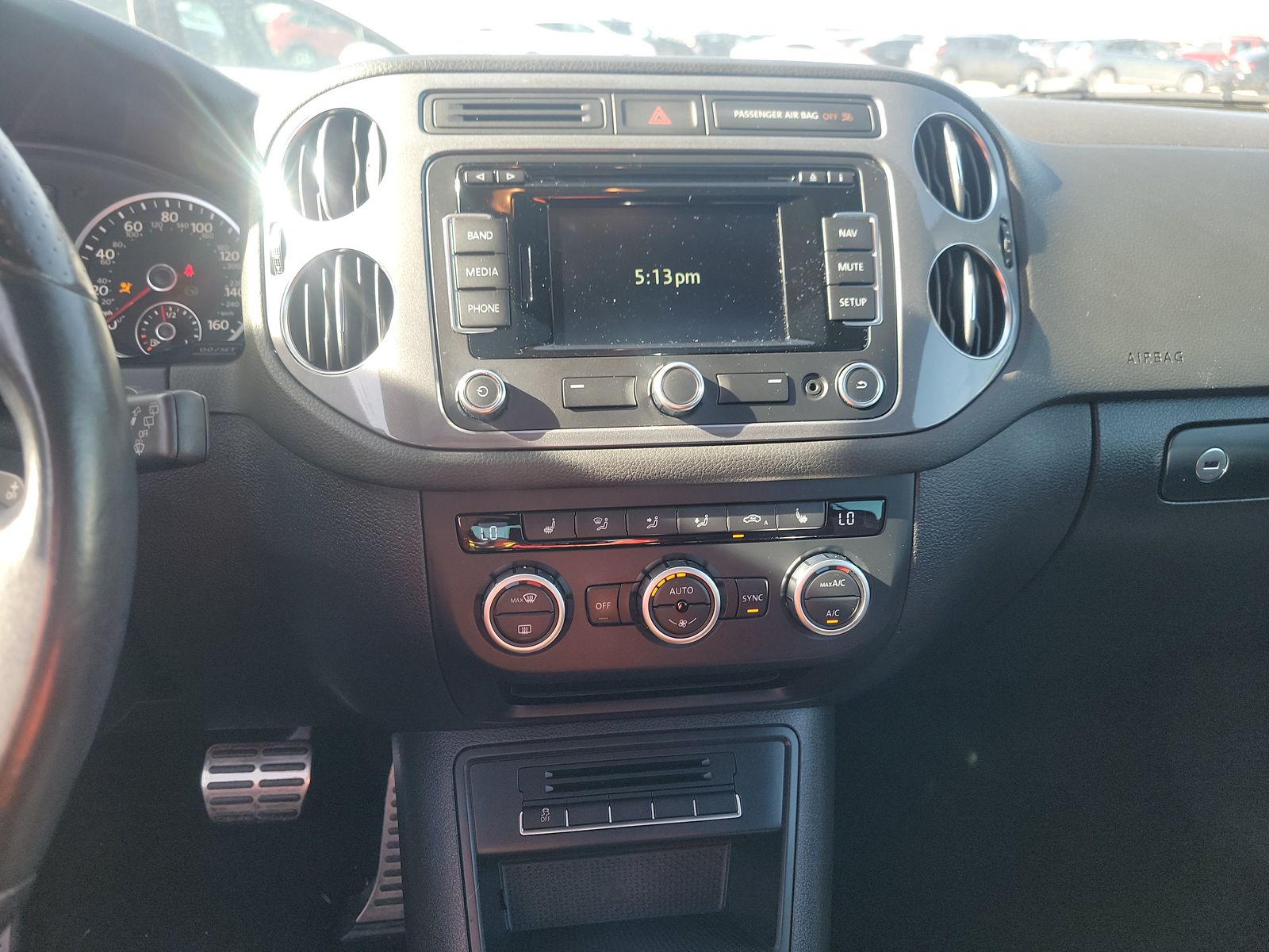 2014 Volkswagen Tiguan 2.0T R-Line FWD